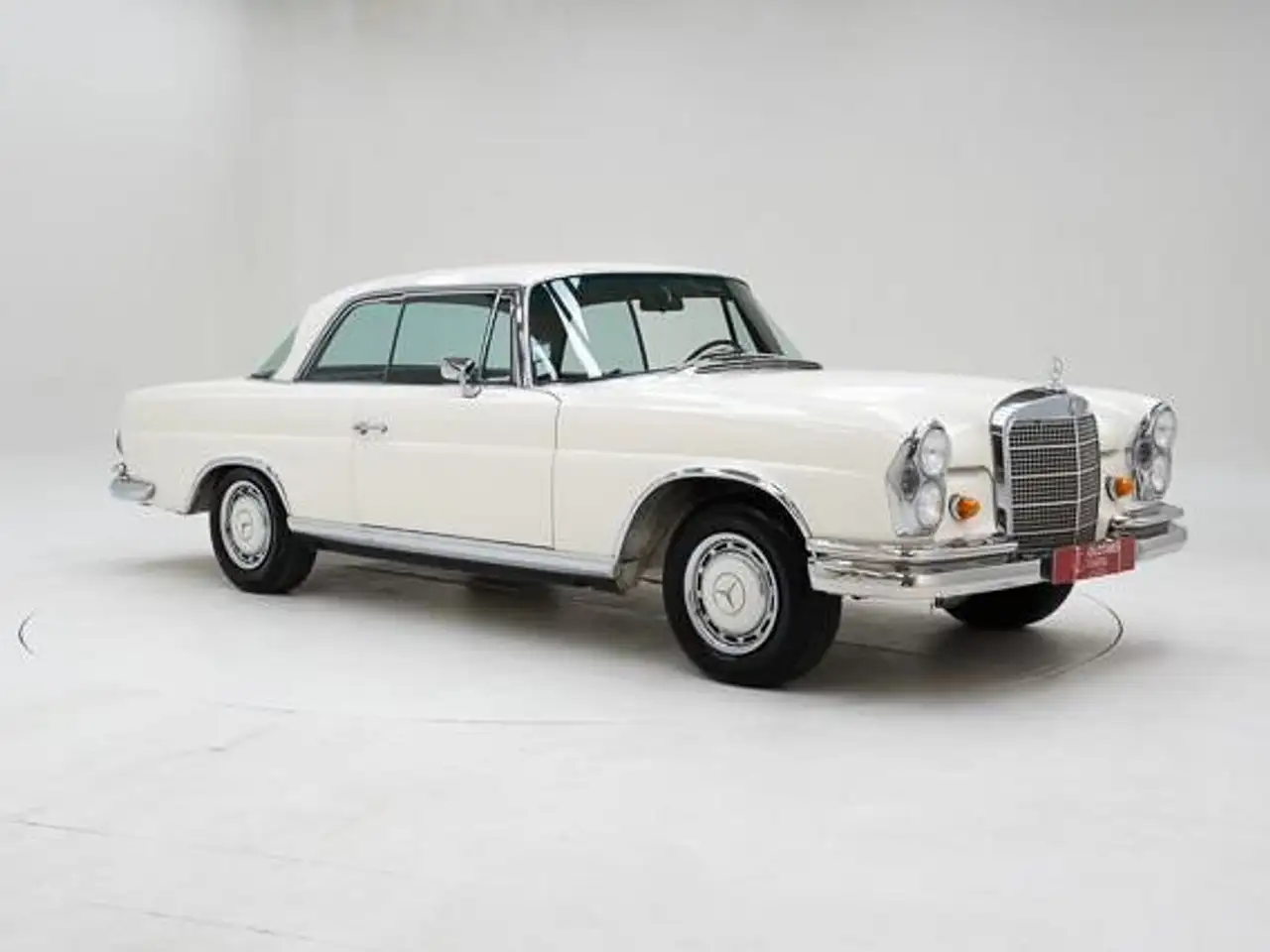 Mercedes-Benz 280 SE '68 CH00164, foto 3