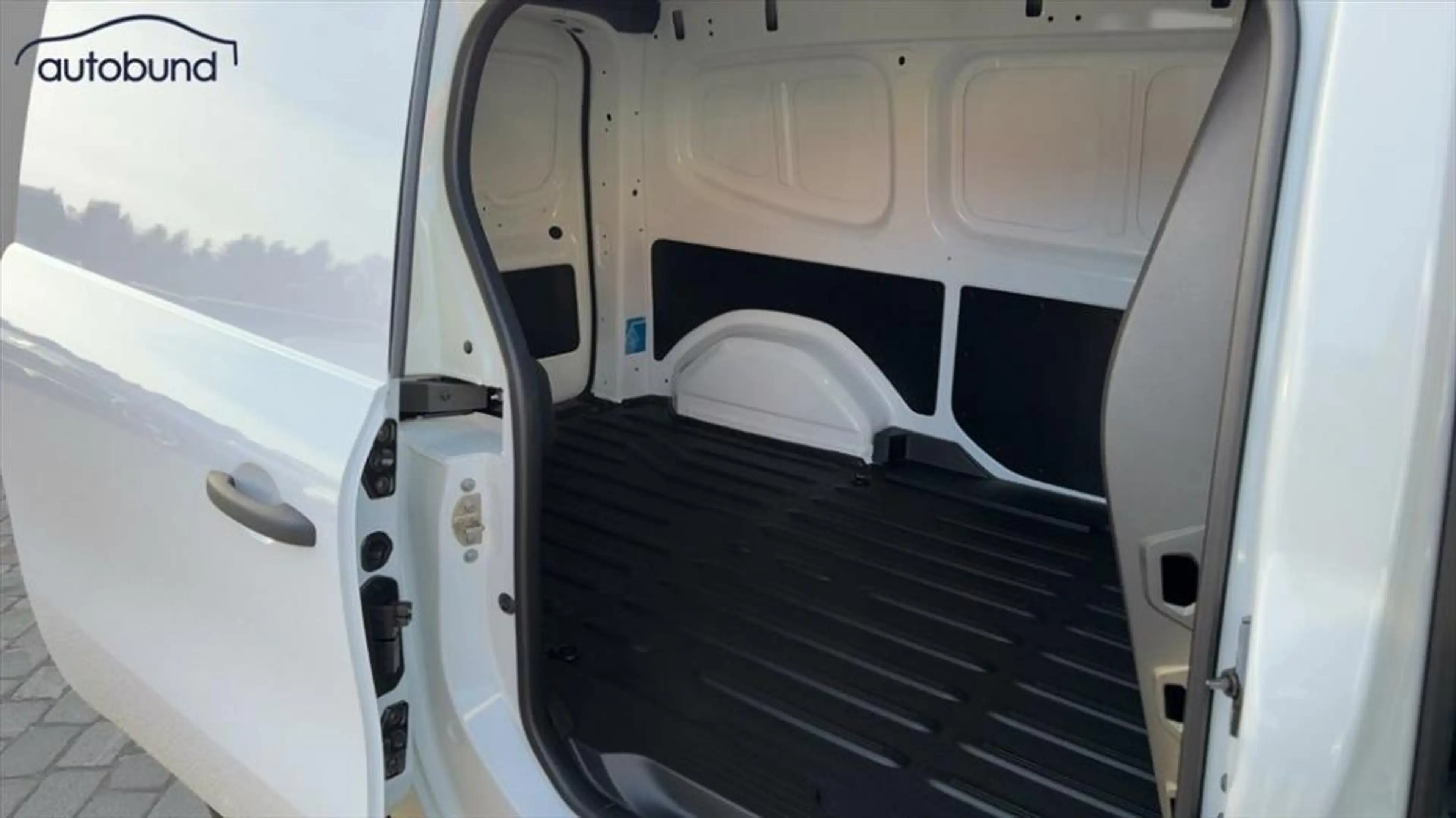 Renault Kangoo III 1,3 TCe 130 Extra L2 Link NBA PDC RFK SHA Shz — photo 8