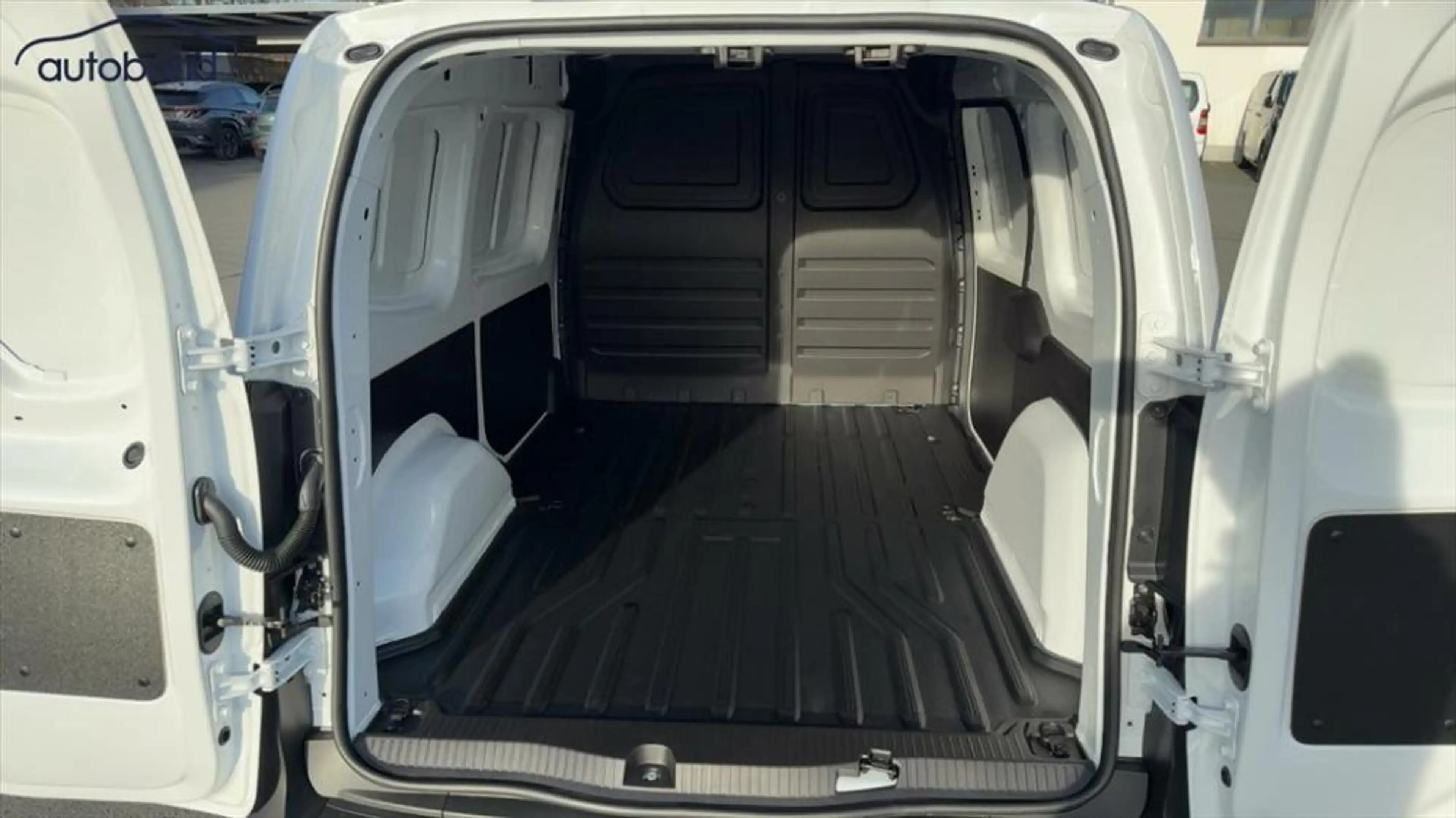 Renault Kangoo III 1,3 TCe 130 Extra L2 Link NBA PDC RFK SHA Shz — photo 11