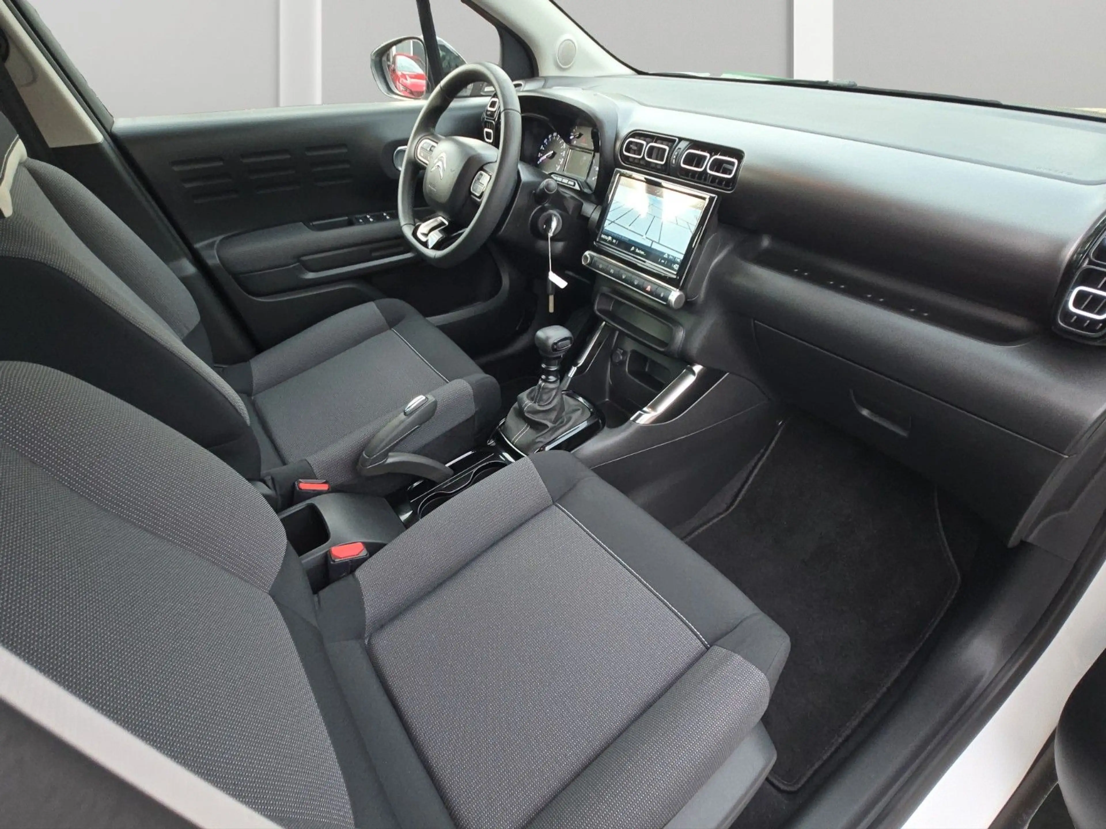Citroen C3 Aircross Feel Pack Navi CarPlay Kamera DAB — photo 9