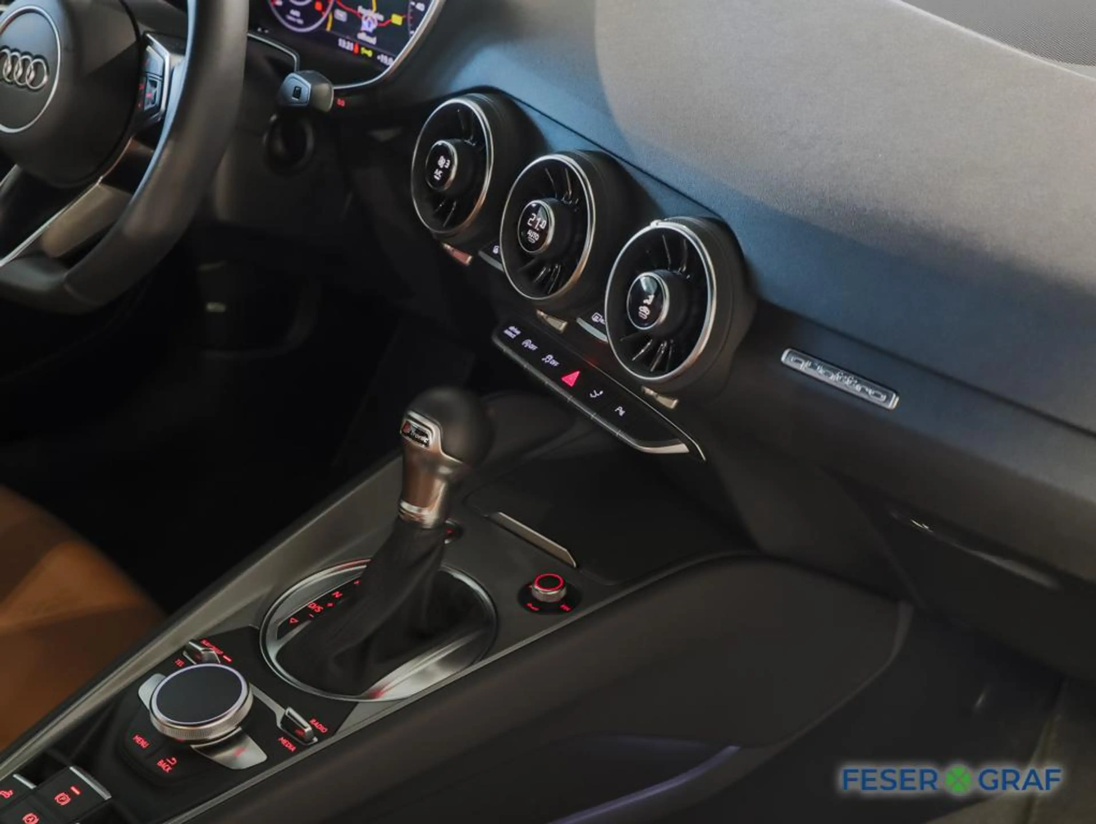 Audi TT Roadster 45 TFSI qu. S line Ext. Leder Navi — photo 7