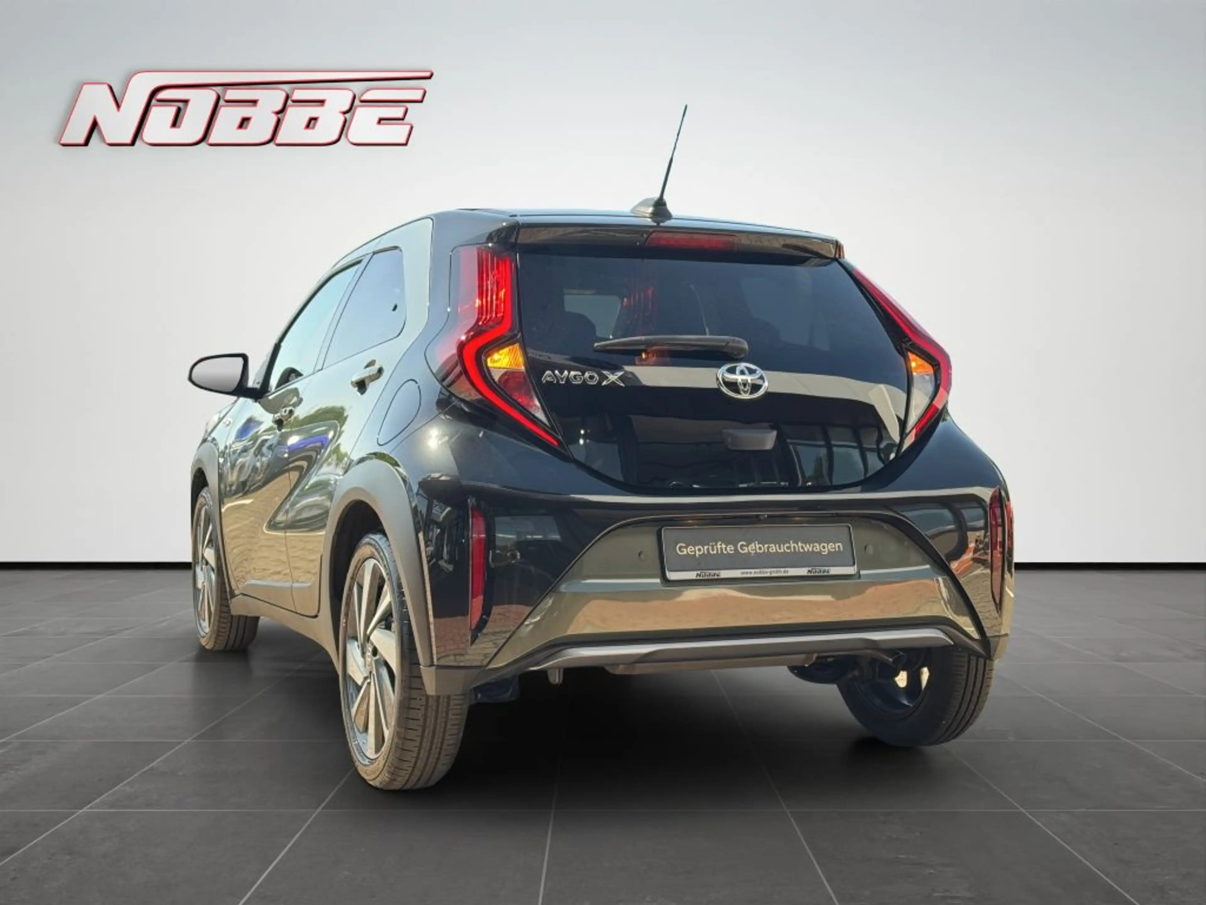 Toyota Aygo X S-CVT Air Explore — photo 3