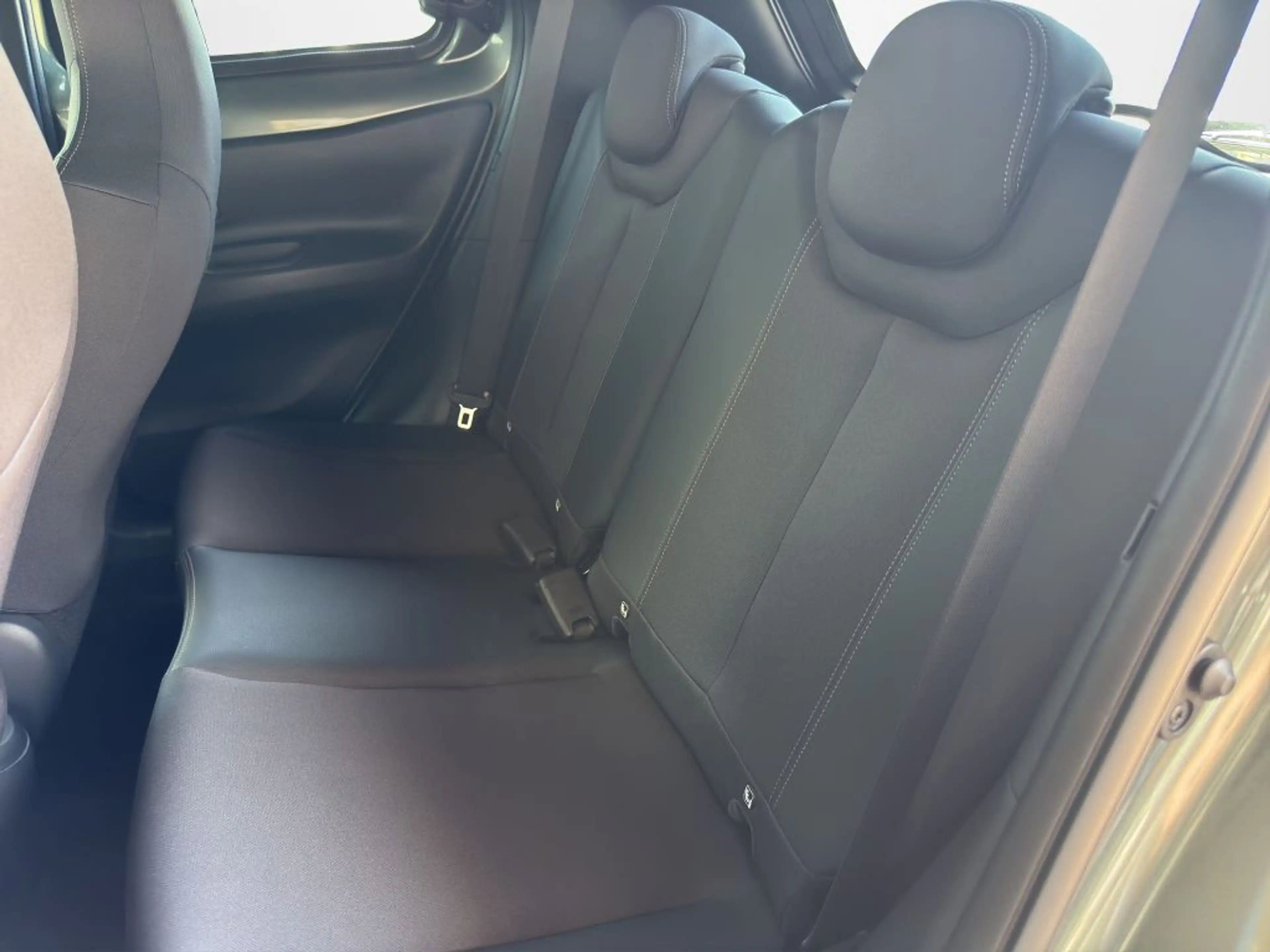 Toyota Aygo X S-CVT Air Explore — photo 12