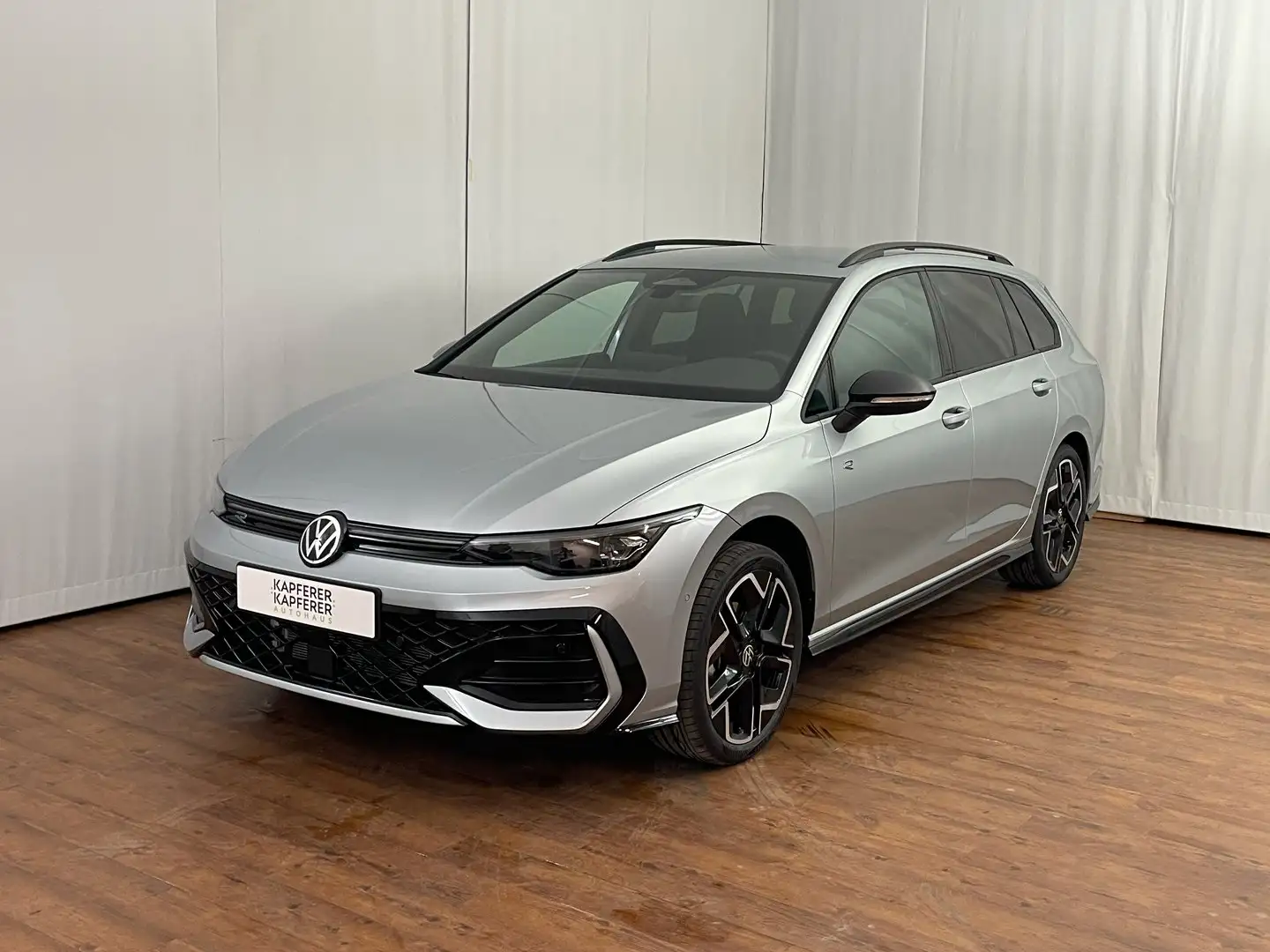 Volkswagen Golf Variant Sport mHeV DSG Silber - 1