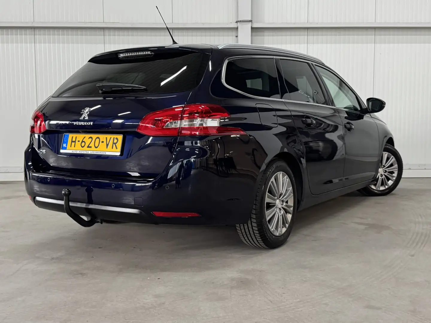 Peugeot 308 SW 1.2 PureTech 131 PK Blue Lease Premium 1/2-LEER Blauw - 2
