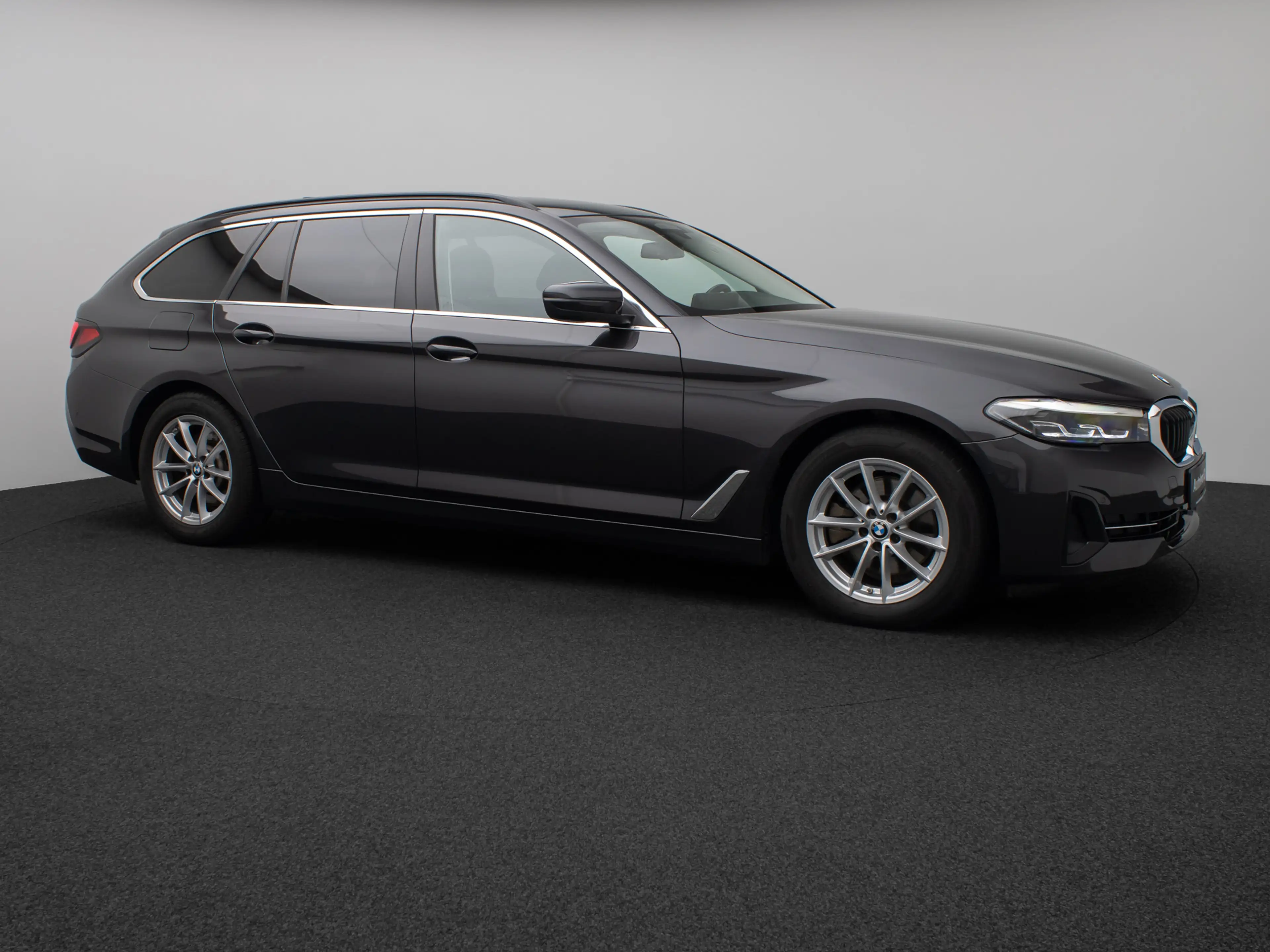 BMW 520 Kamera DAB 4xKlima AHK Alarm Leder Sport — photo 4