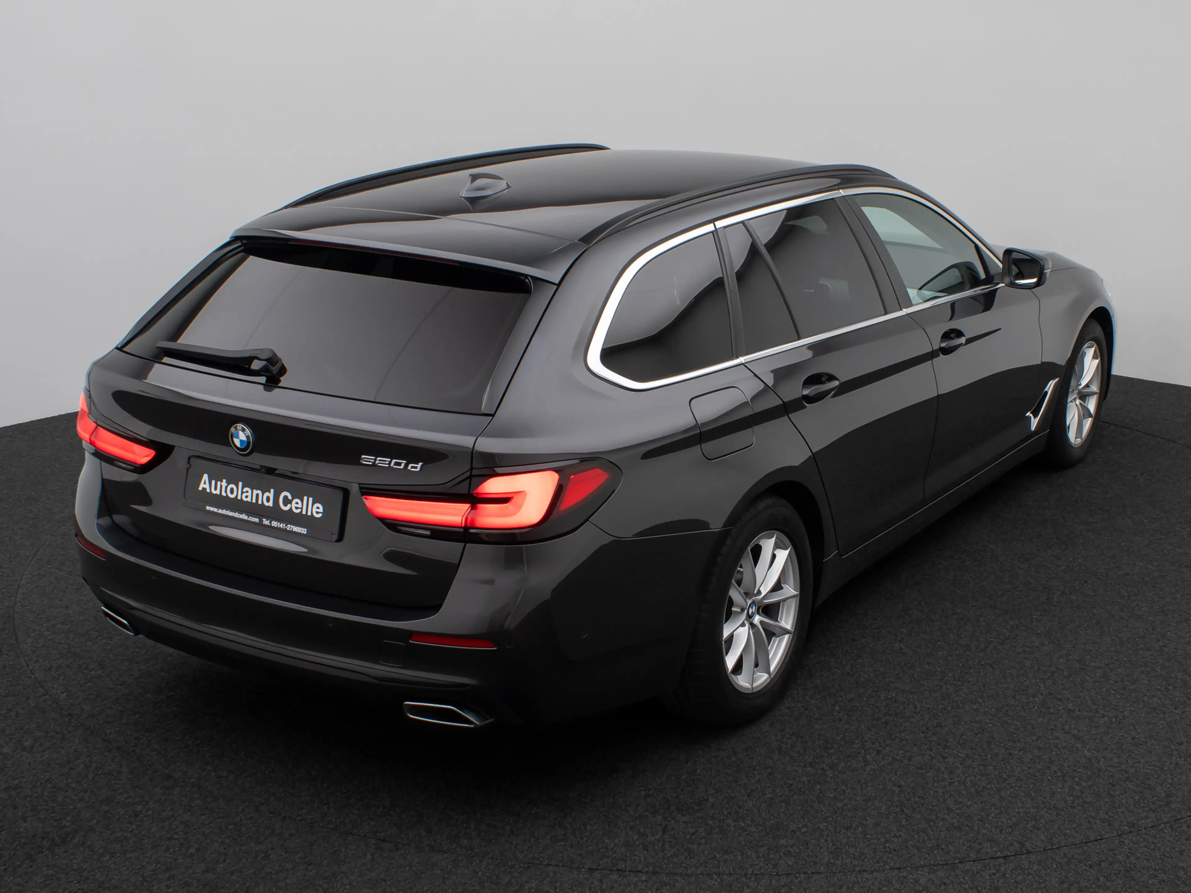 BMW 520 Kamera DAB 4xKlima AHK Alarm Leder Sport — photo 7