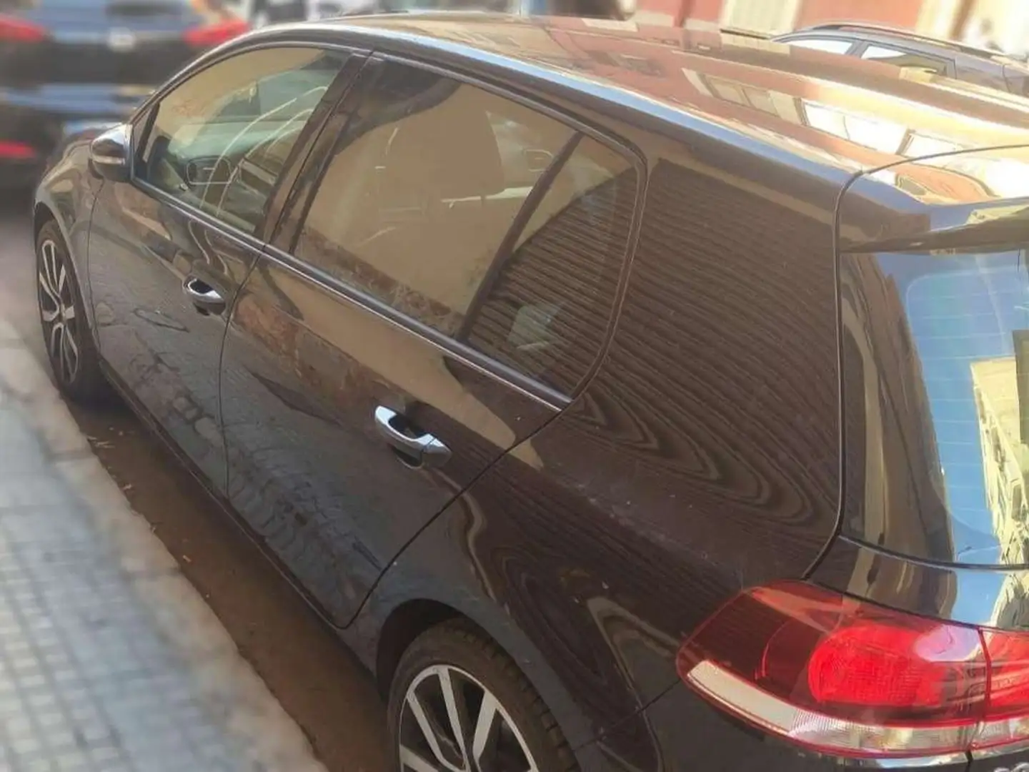 Volkswagen Golf 2.0 TDI 140cv DPF Sport Negro - 2