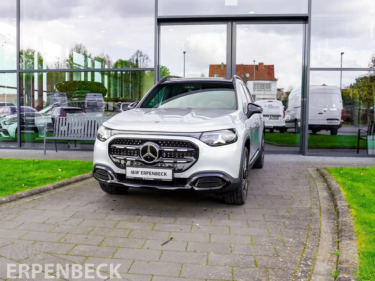 Mercedes-Benz GLB 250 GLB 250+ *Night Paket*AHK*Winter Paket*THERMATIC 3