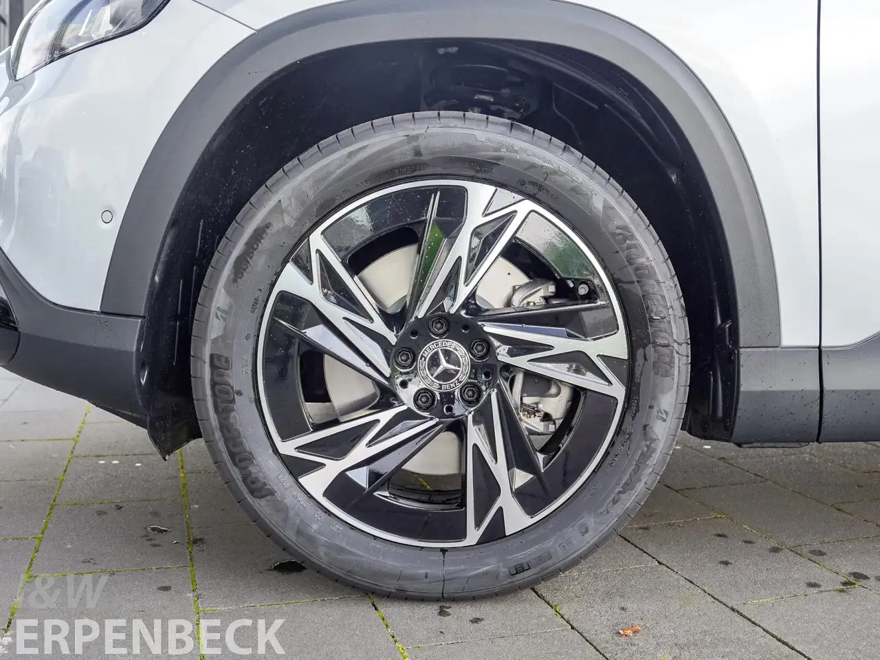 Mercedes-Benz GLB 250 GLB 250+ *Night Paket*AHK*Winter Paket*THERMATIC 10