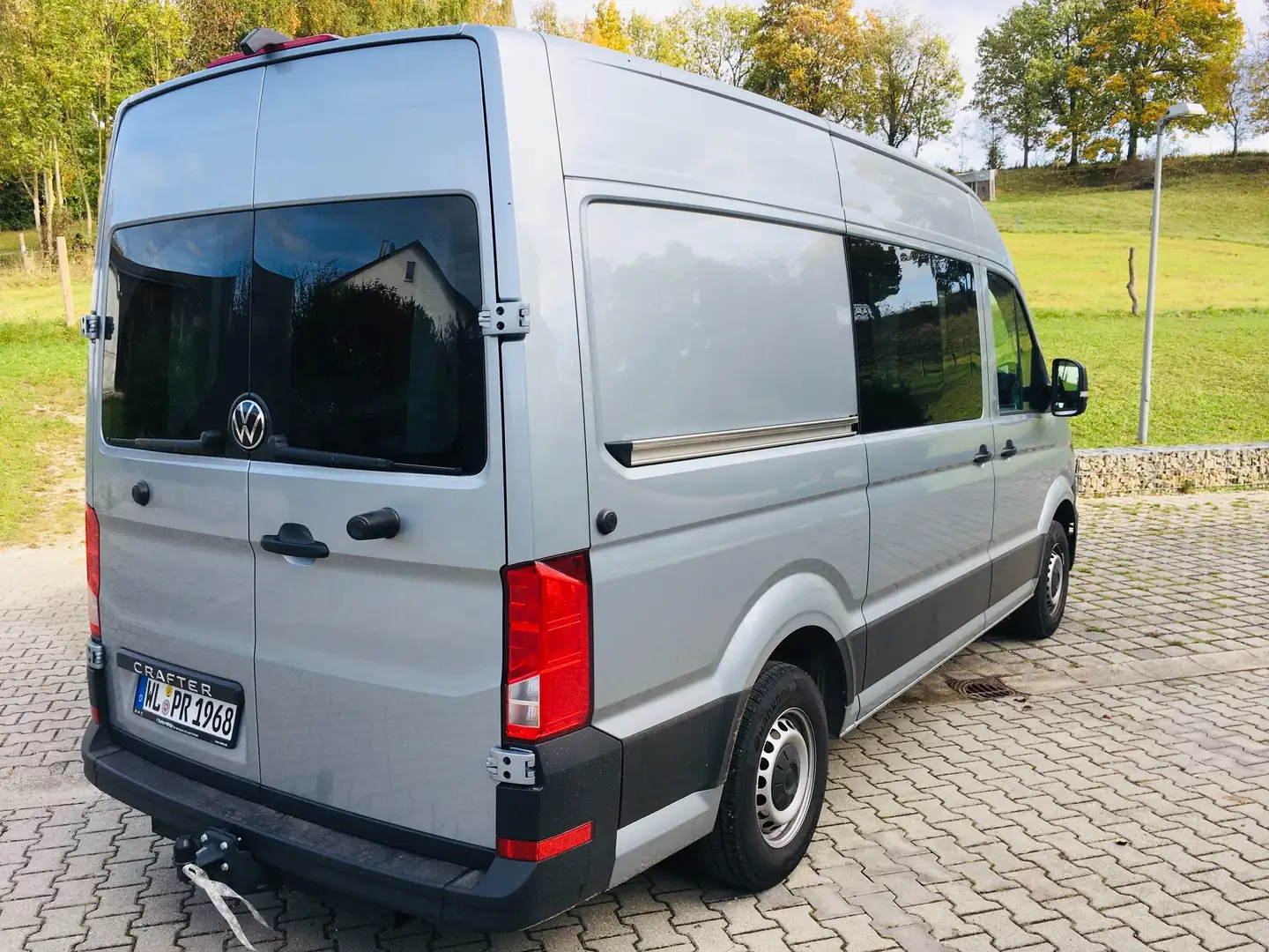 Volkswagen Crafter Hochdach, 35, Automatik, 1.Hand, NR, AHK, metallic Silber - 2