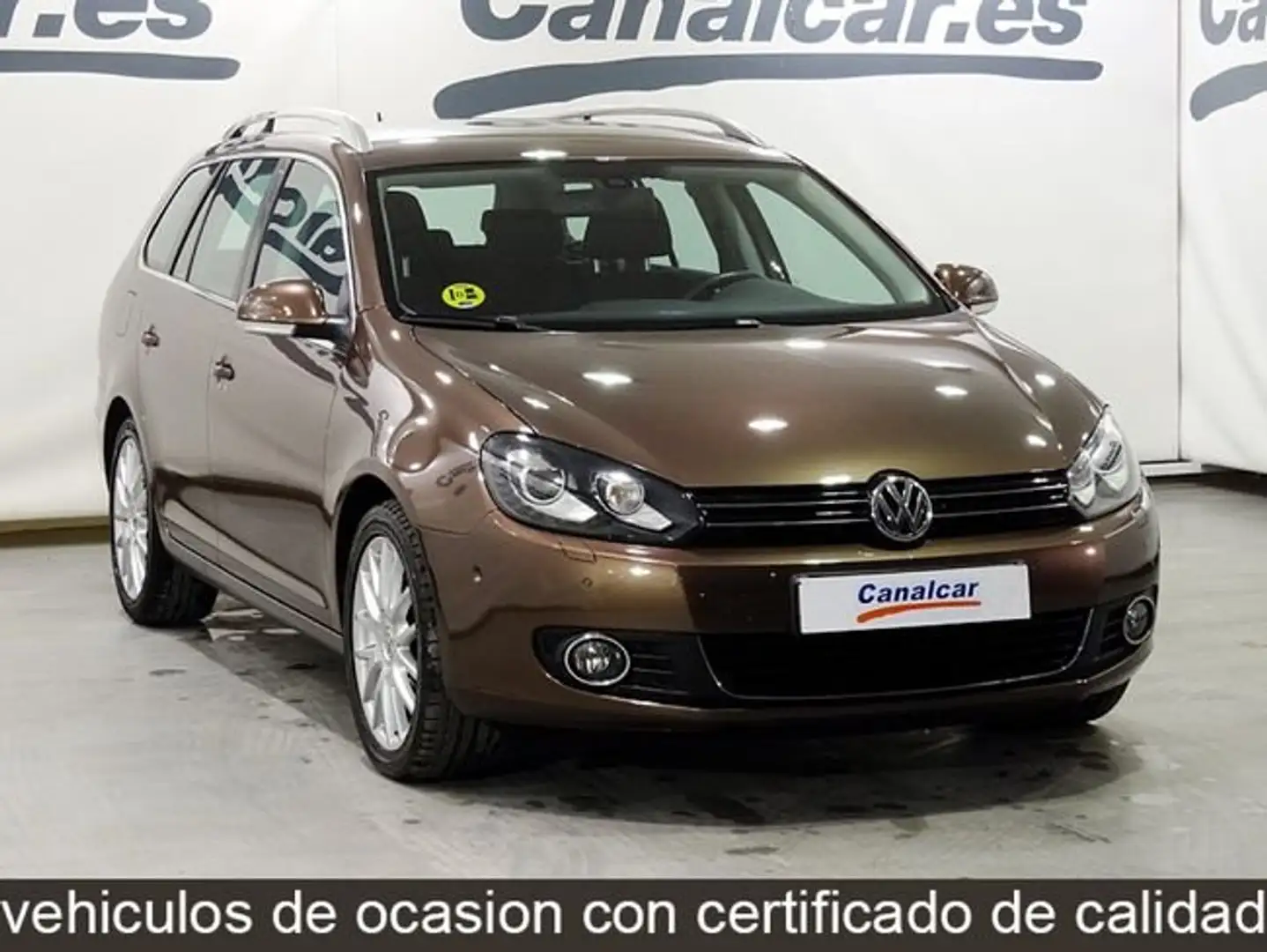 Volkswagen Golf Variant 2.0TDI CR Sport DSG 140 Marrón - 2