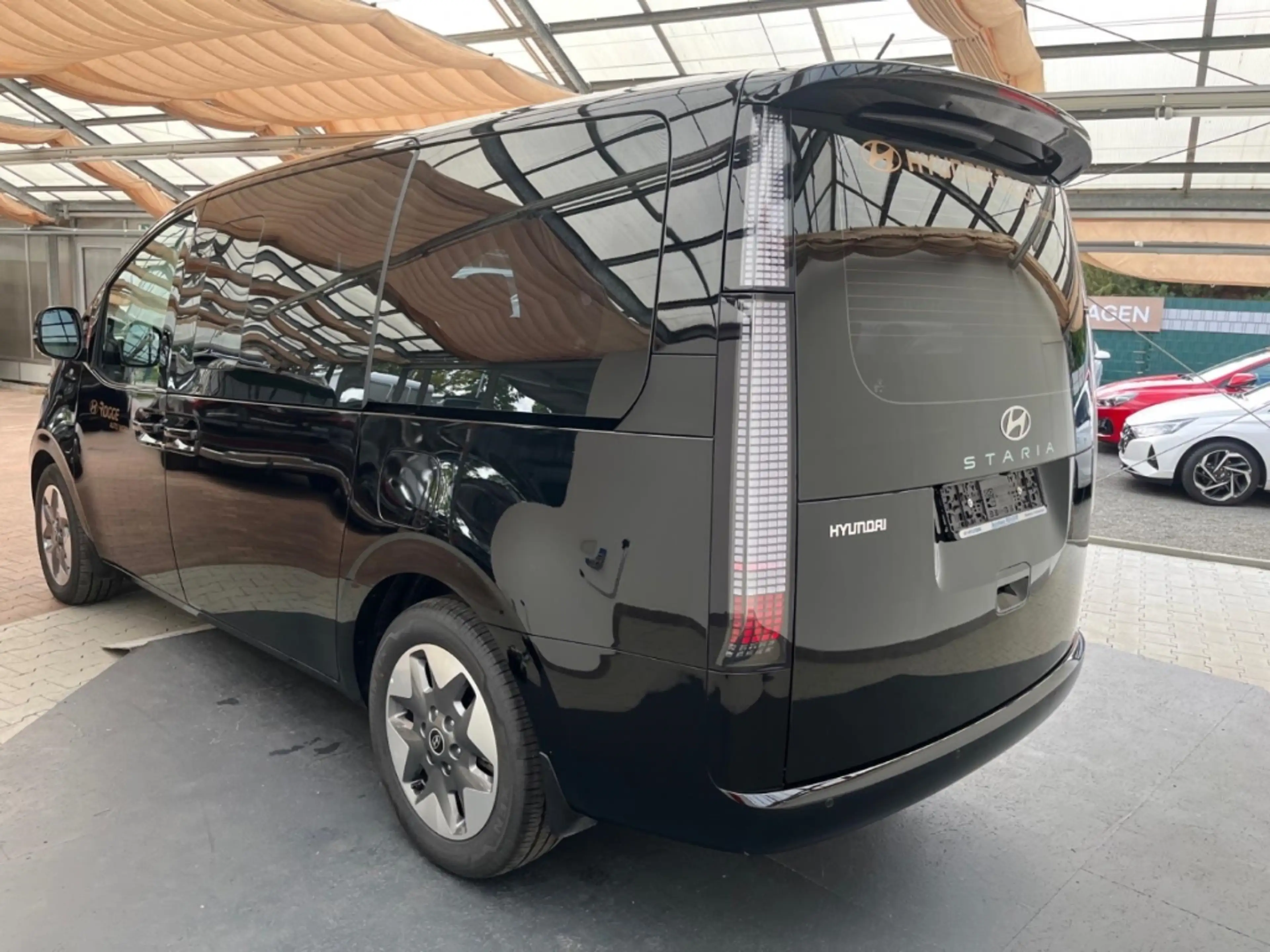 Hyundai STARIA Prime Hybrid 2WD HEV 9-Sitzer (MY25) 1.6 T-GDI (22 — photo 3