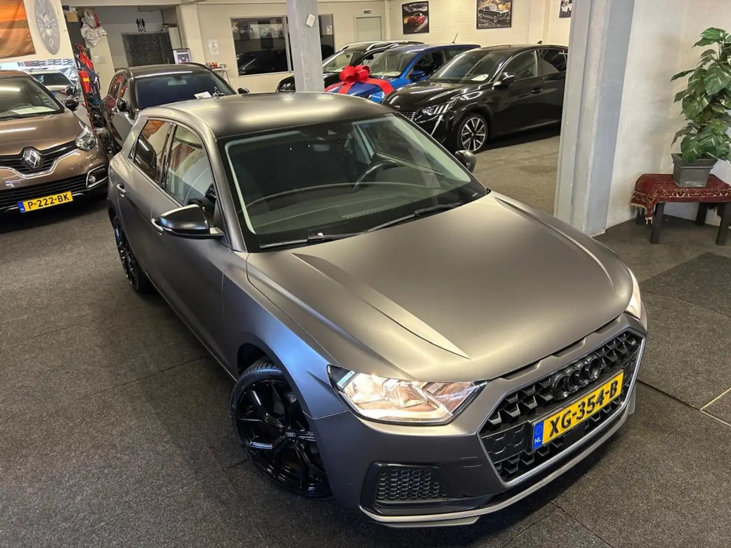 Audi A1 Sportback 30 TFSI AUTOMAAT*Camera*NAP*Clima*Velgen Gris - 2