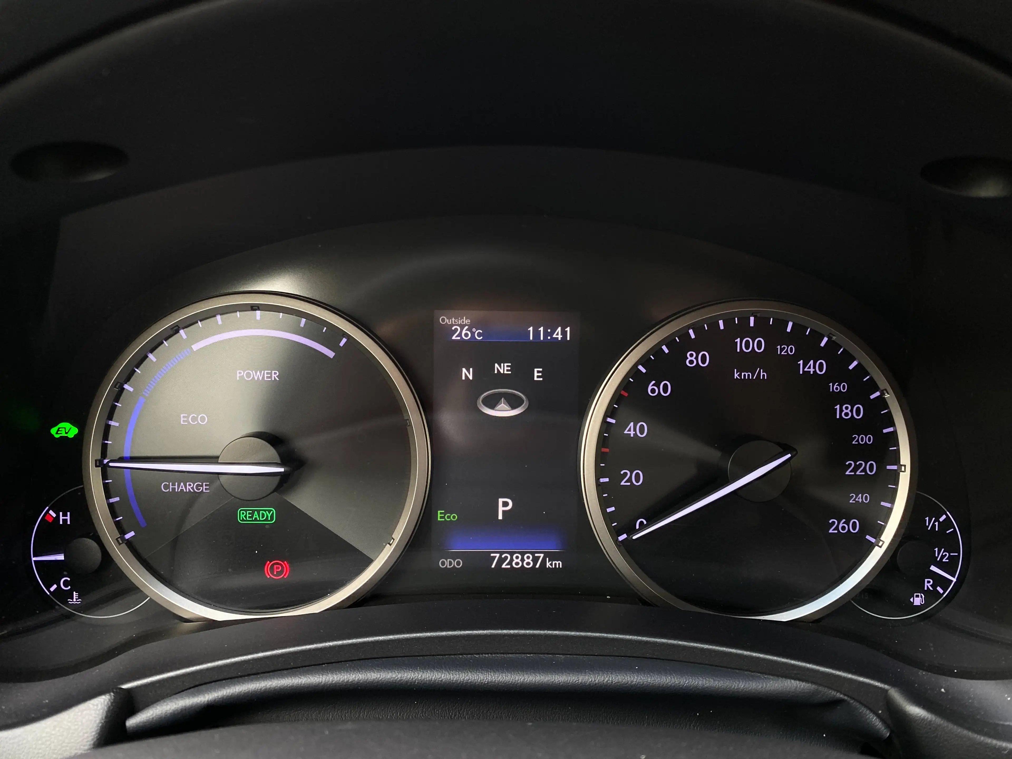 Lexus NX 300h NX 300h 2.5i FWD Business Edition E-CVT (EU6.2) — photo 13