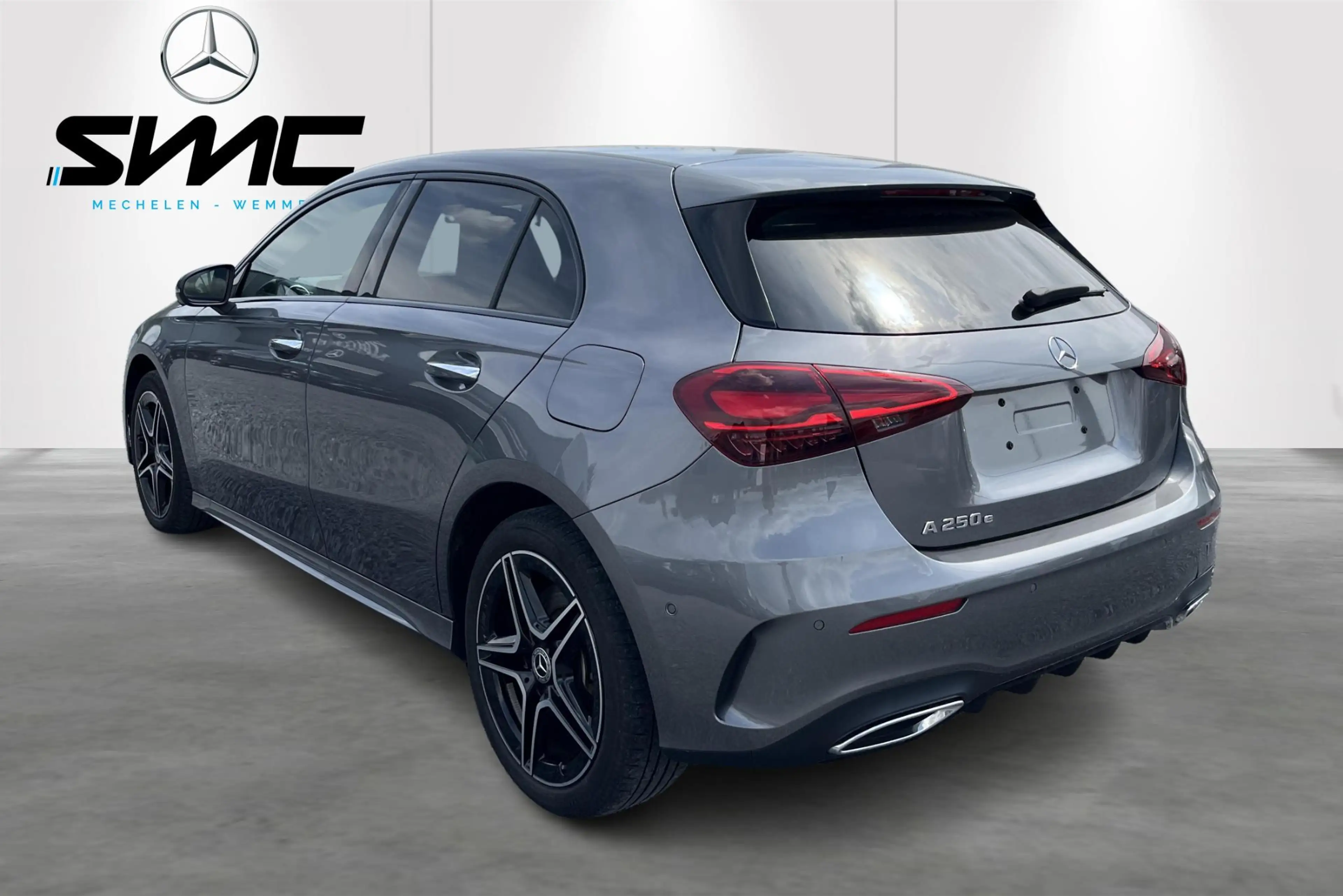 Mercedes-Benz A 250 A e AMG Line — photo 9