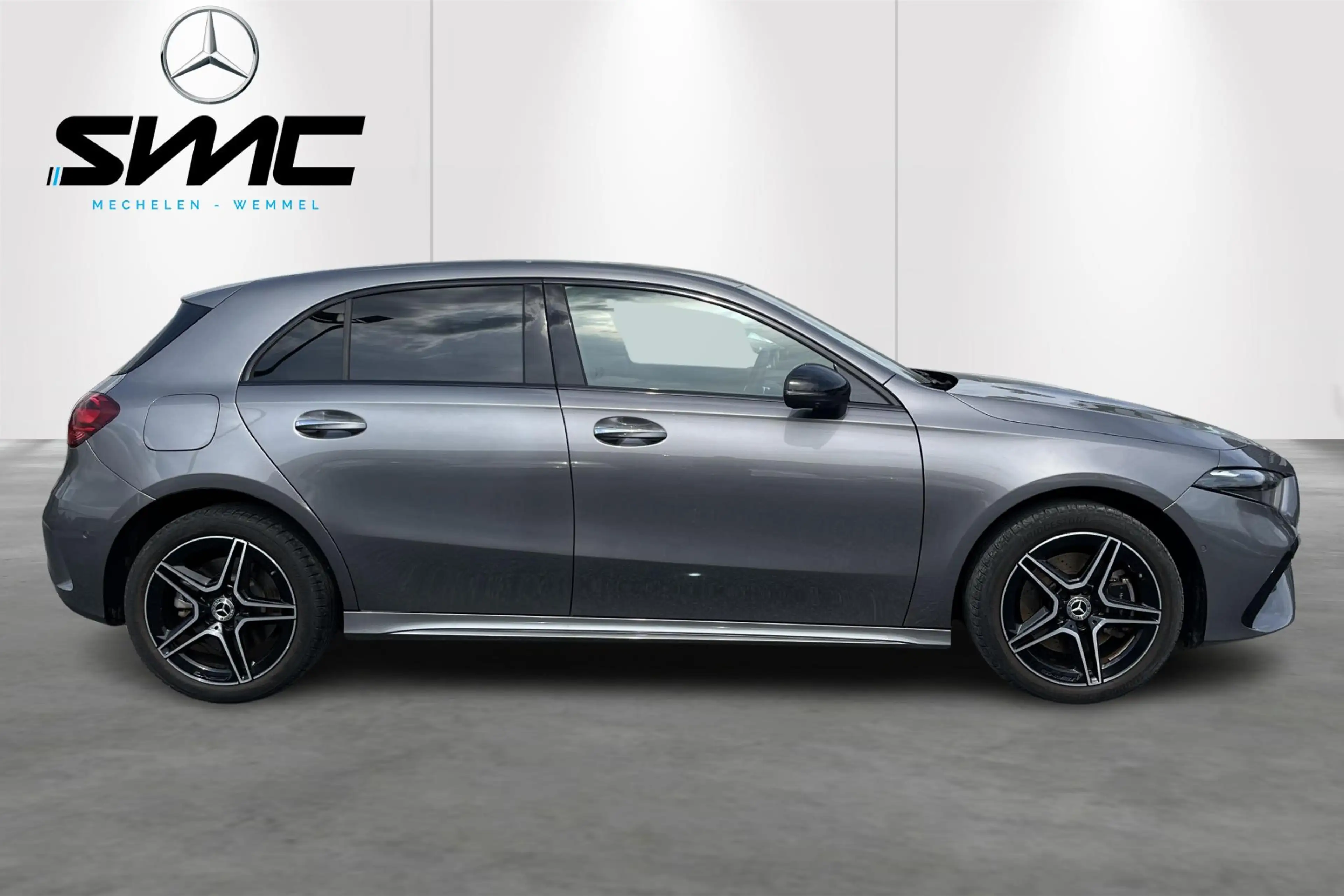 Mercedes-Benz A 250 A e AMG Line — photo 3