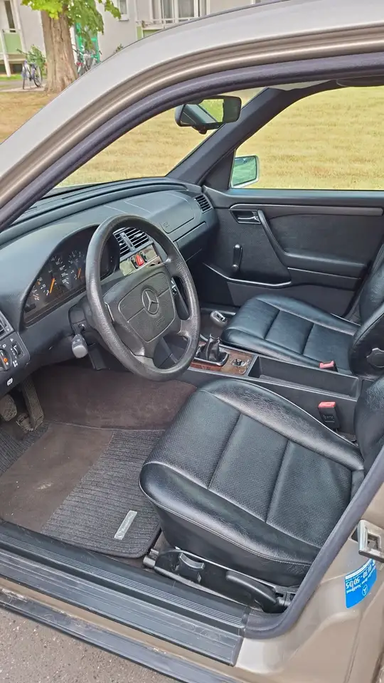 Mercedes-Benz C 220 D Classic, foto 6