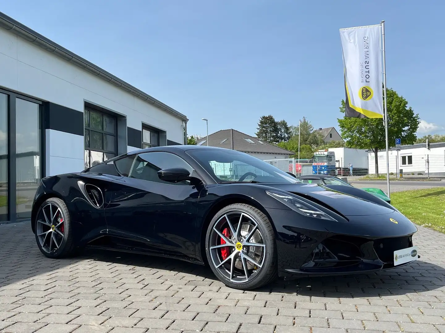 Lotus Emira I4 DCT "First Edition" by Lotus am Ring Schwarz - 1