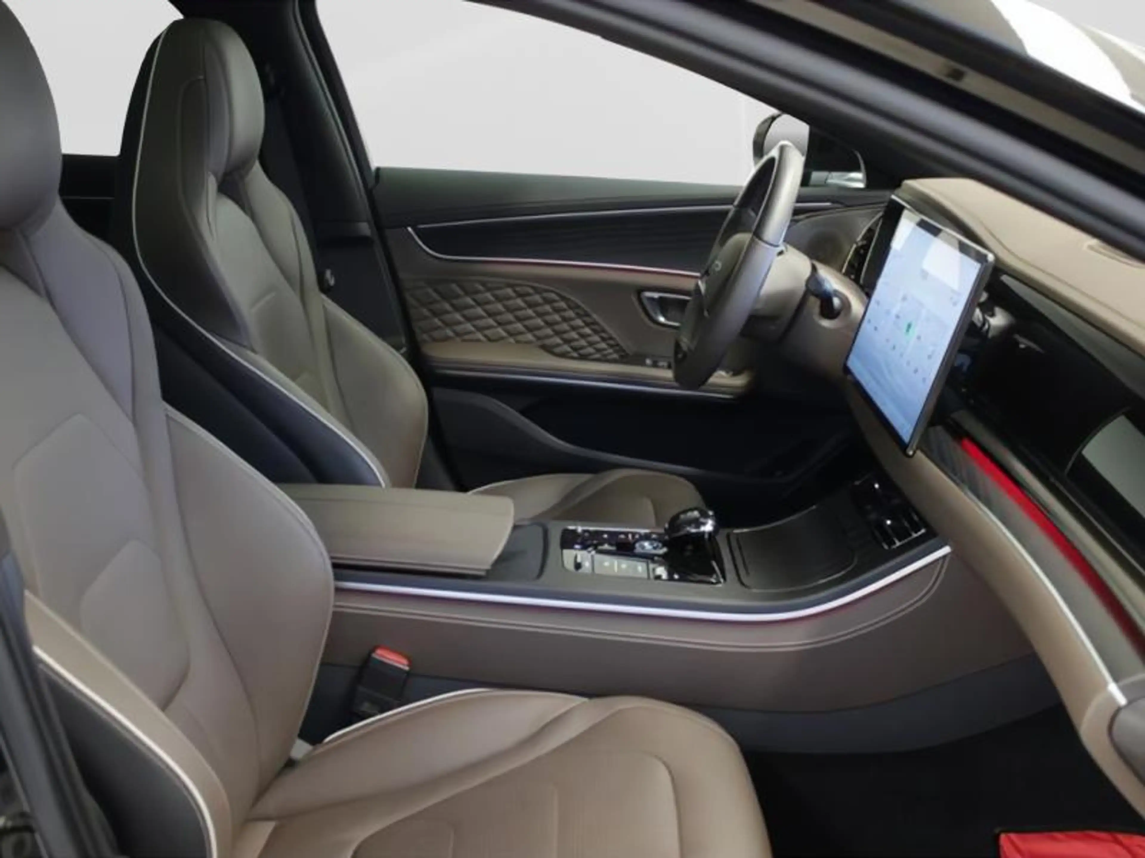 BYD Han Executive — photo 10