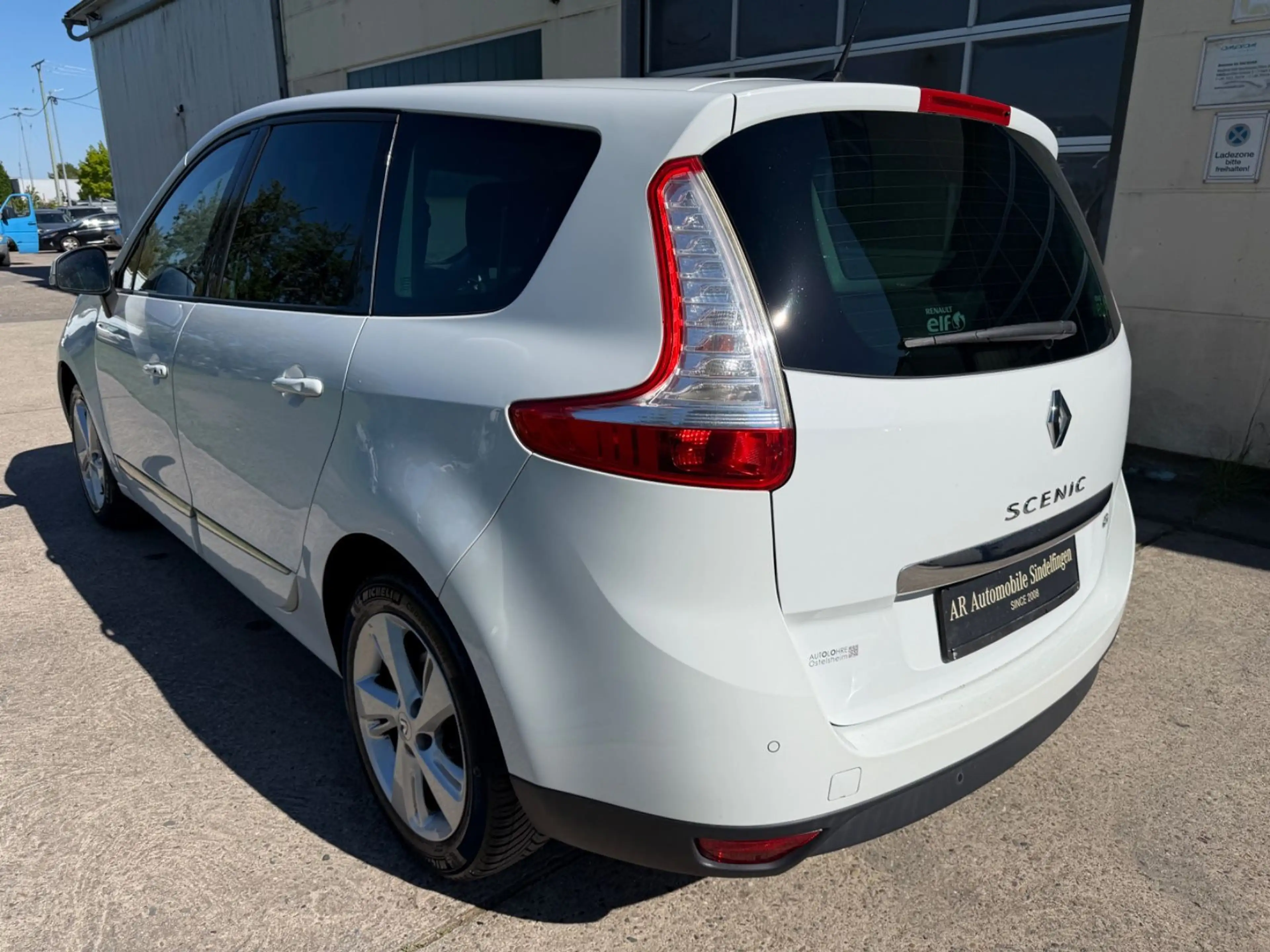Renault Scenic 1.5 DCI*1.HAND*7-SITZER*NAVI* — photo 7
