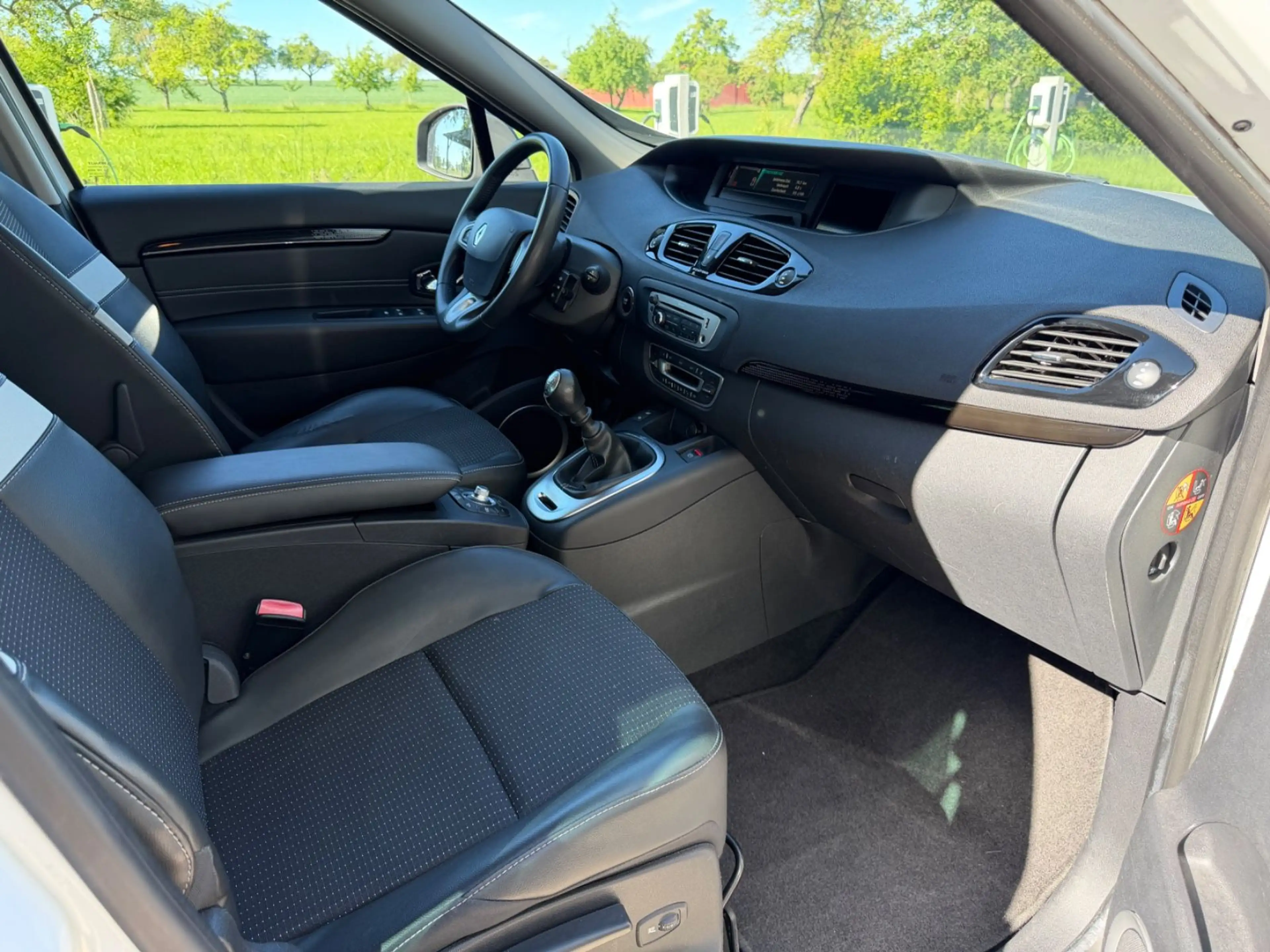 Renault Scenic 1.5 DCI*1.HAND*7-SITZER*NAVI* — photo 15