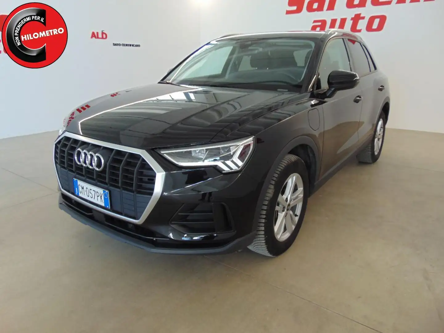 Audi Q3 45 TFSI quattro S tronic Bus. PLUG IN Nero - 1
