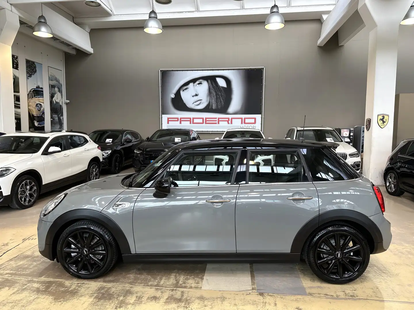 MINI Cooper SD 2.0 Hype 5p auto - LED - 17" - Pelle-Sosp Adattive Gris - 2