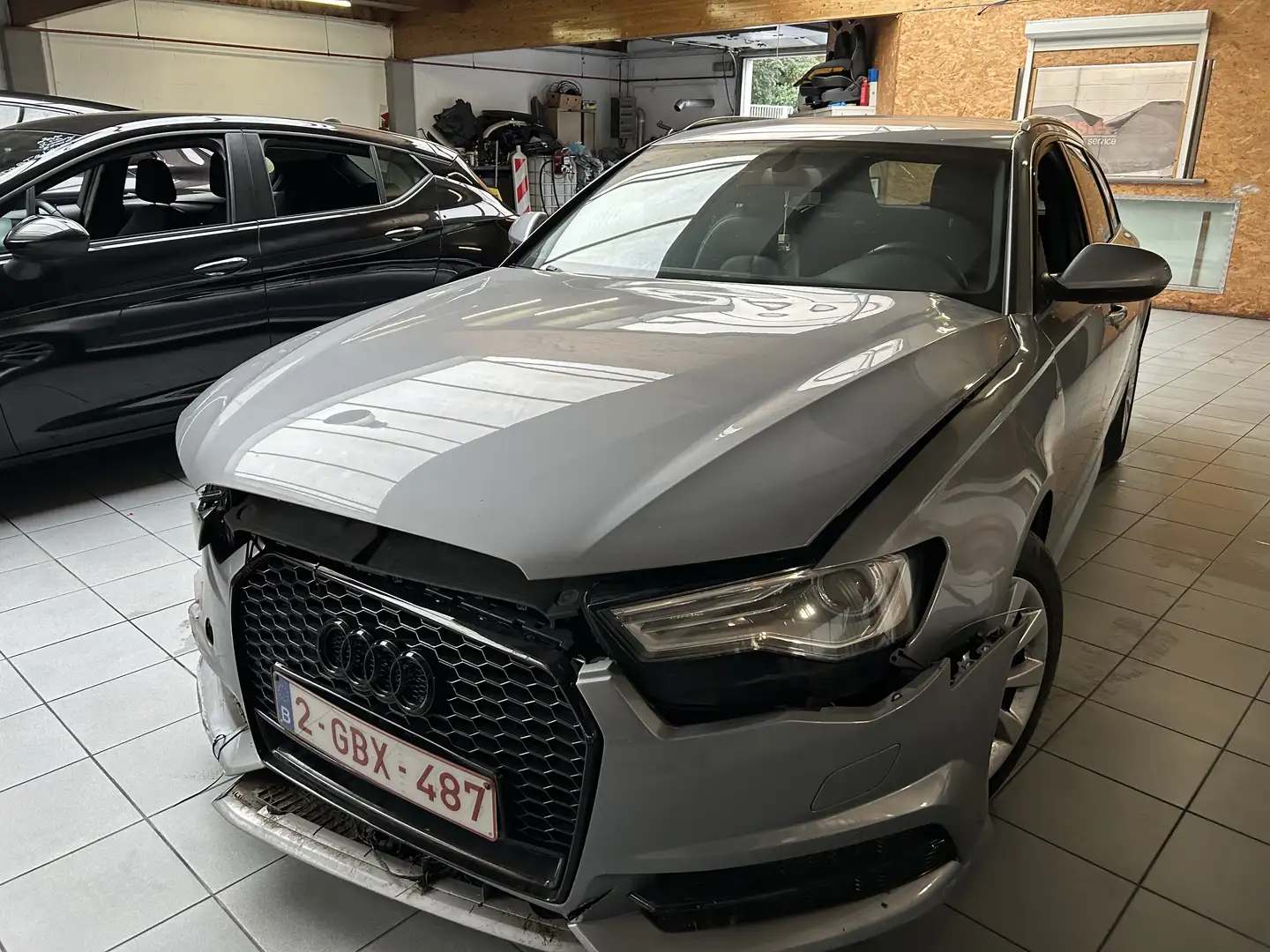 Audi A6 A6 Avant 2.0 TDi ultra S line S tronic Zilver - 1