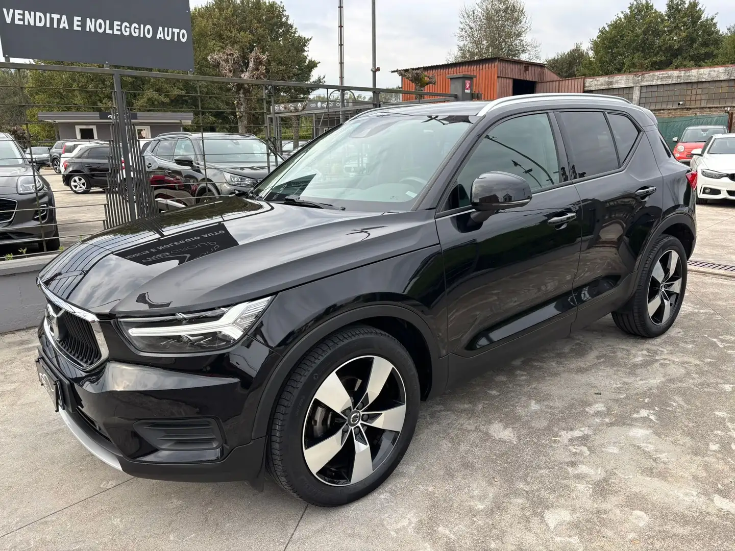 Volvo XC40 XC40 2.0 d3 Business geartronic Nero - 1