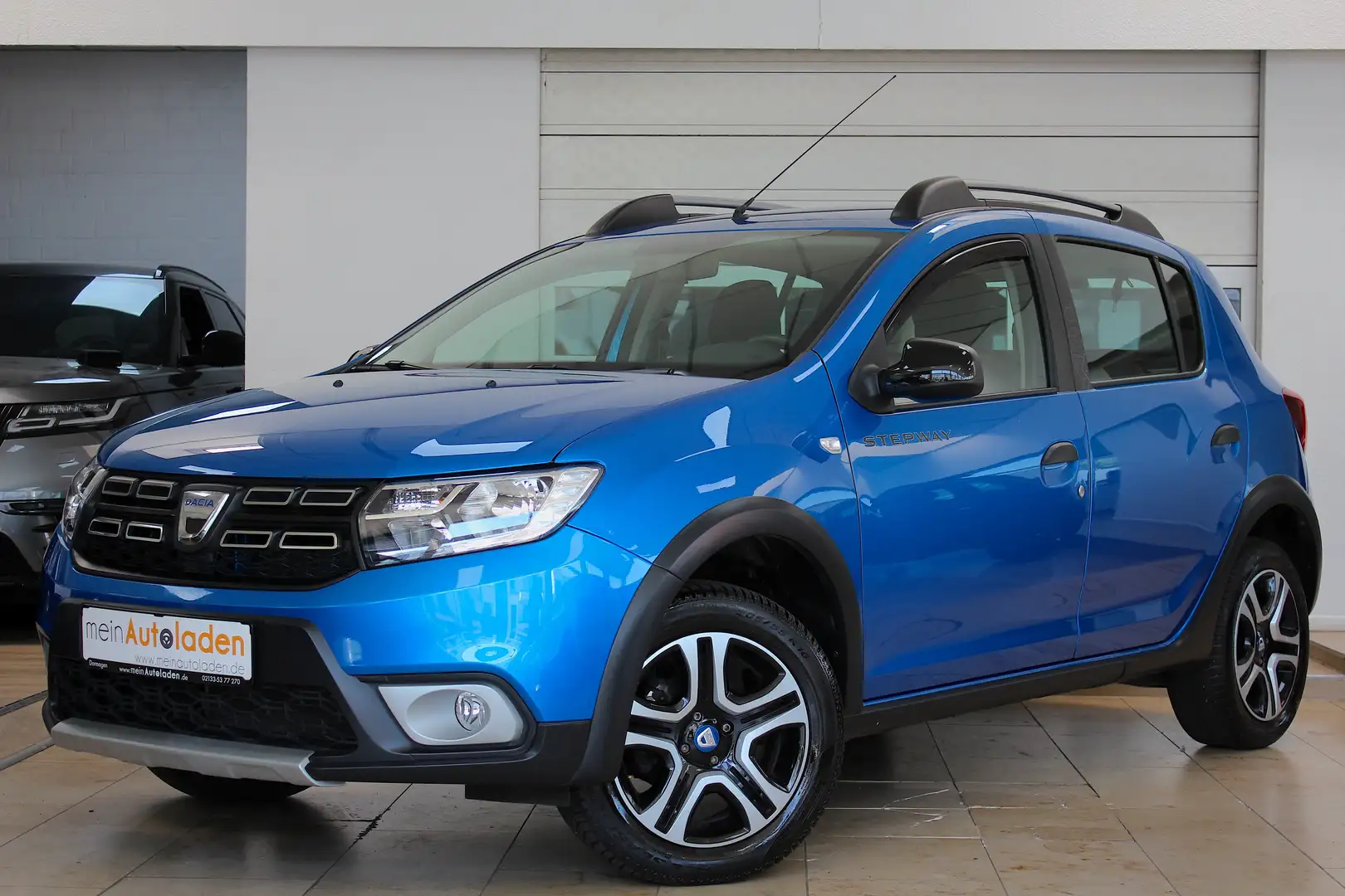 Dacia Sandero TCe Stepway Automatik *NAVI*KAMERA*AHK*APPLE*PDC* Blau - 1