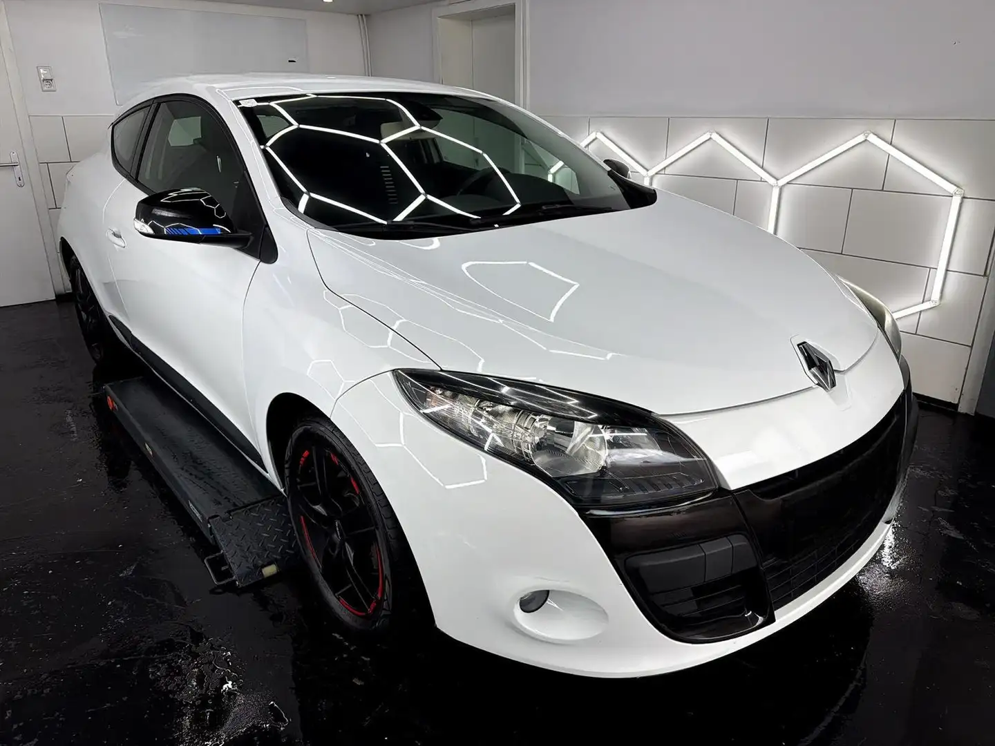 Renault Megane Emotion Weiß - 2