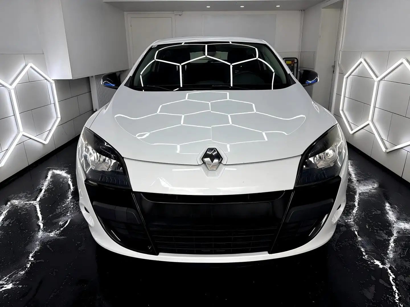 Renault Megane Emotion Weiß - 1