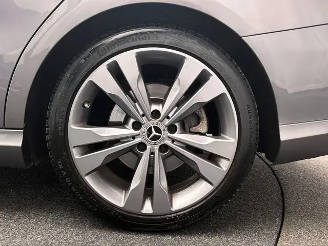 Mercedes-Benz Cla view 29