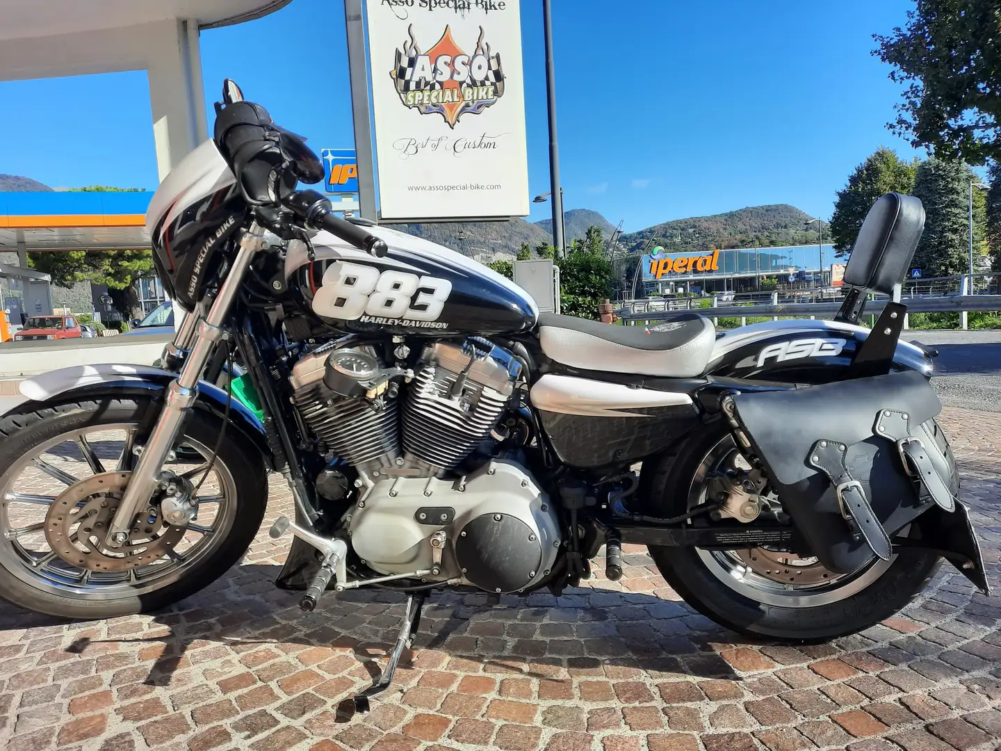 Harley-Davidson Sportster XL 883 Negro - 1
