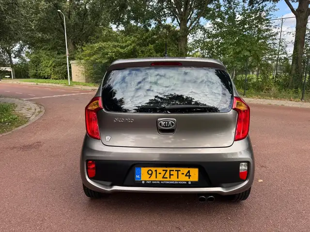 Kia Picanto view 6