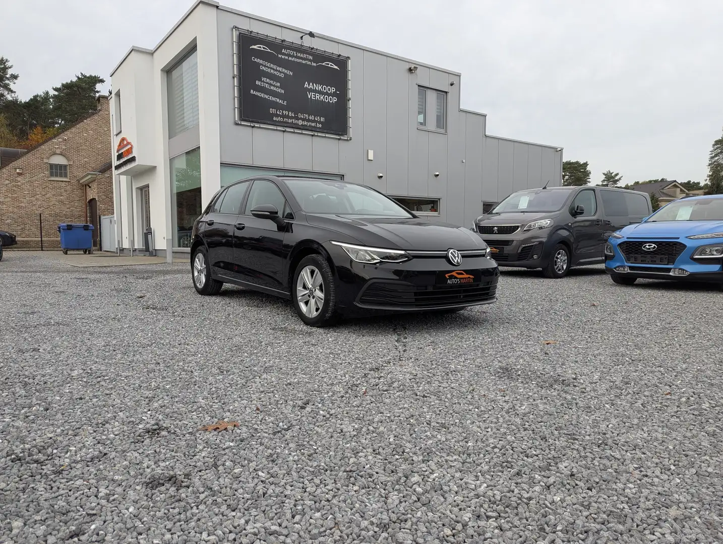 Volkswagen Golf 2.0 TDI SCR Life | AMBIENT | NAVI/CARPLAY | ACC Zwart - 1