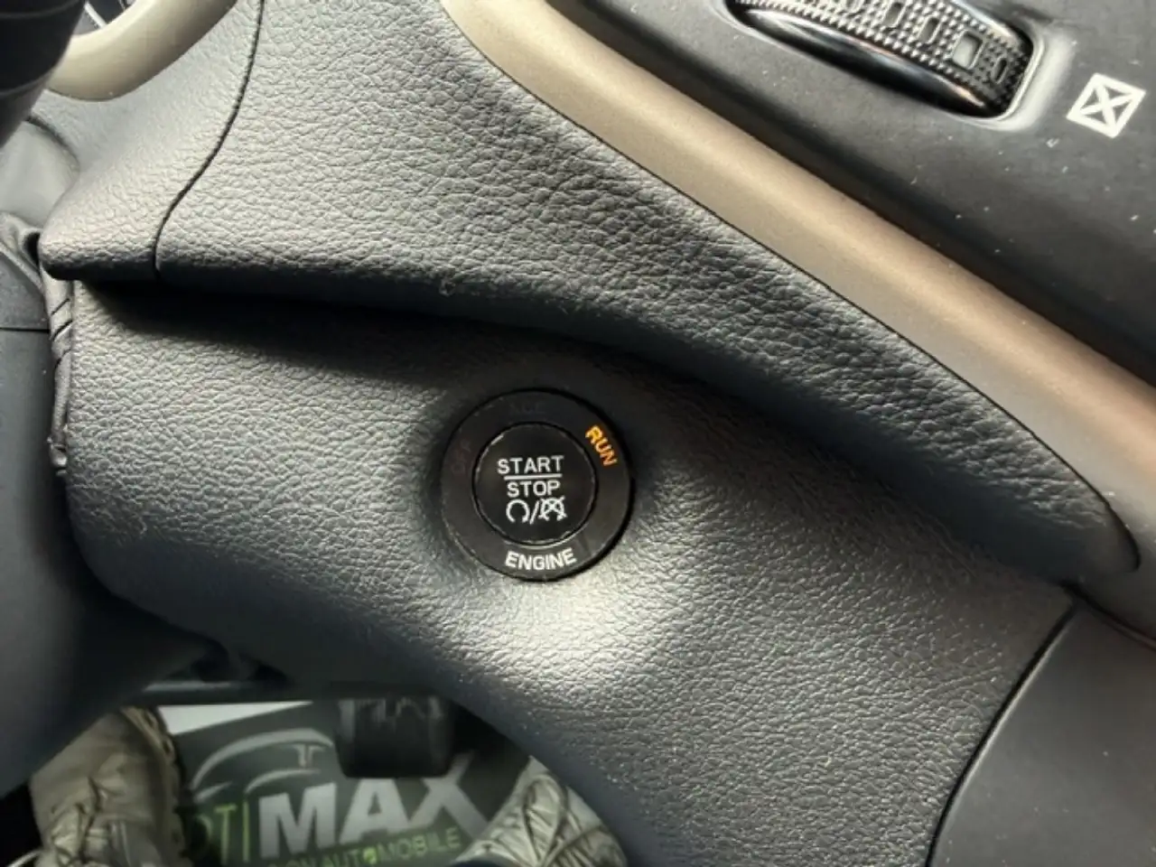 Jeep Cherokee photo Jeep Cherokee