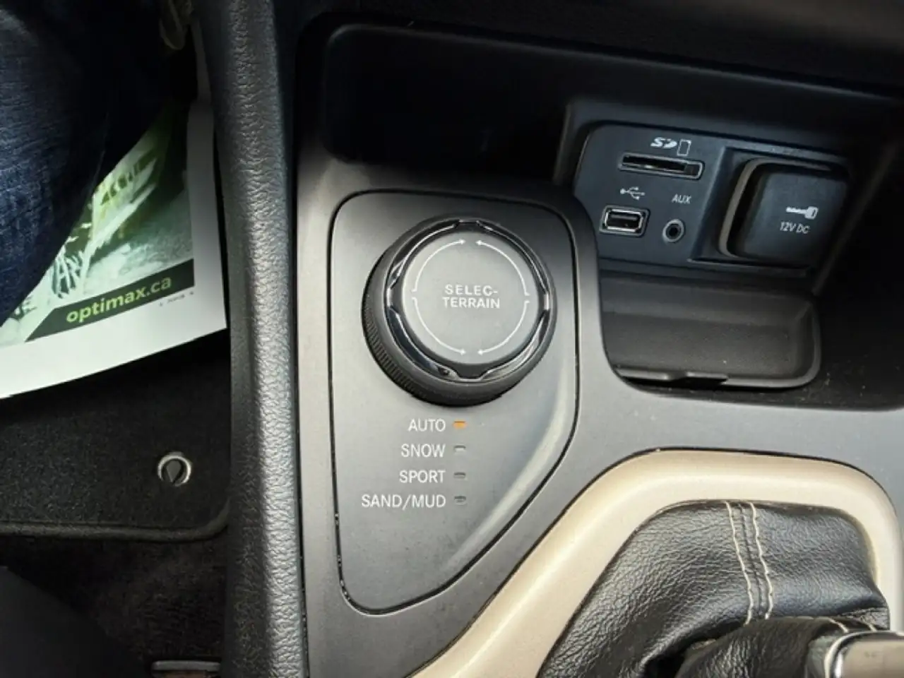 Jeep Cherokee photo Jeep Cherokee
