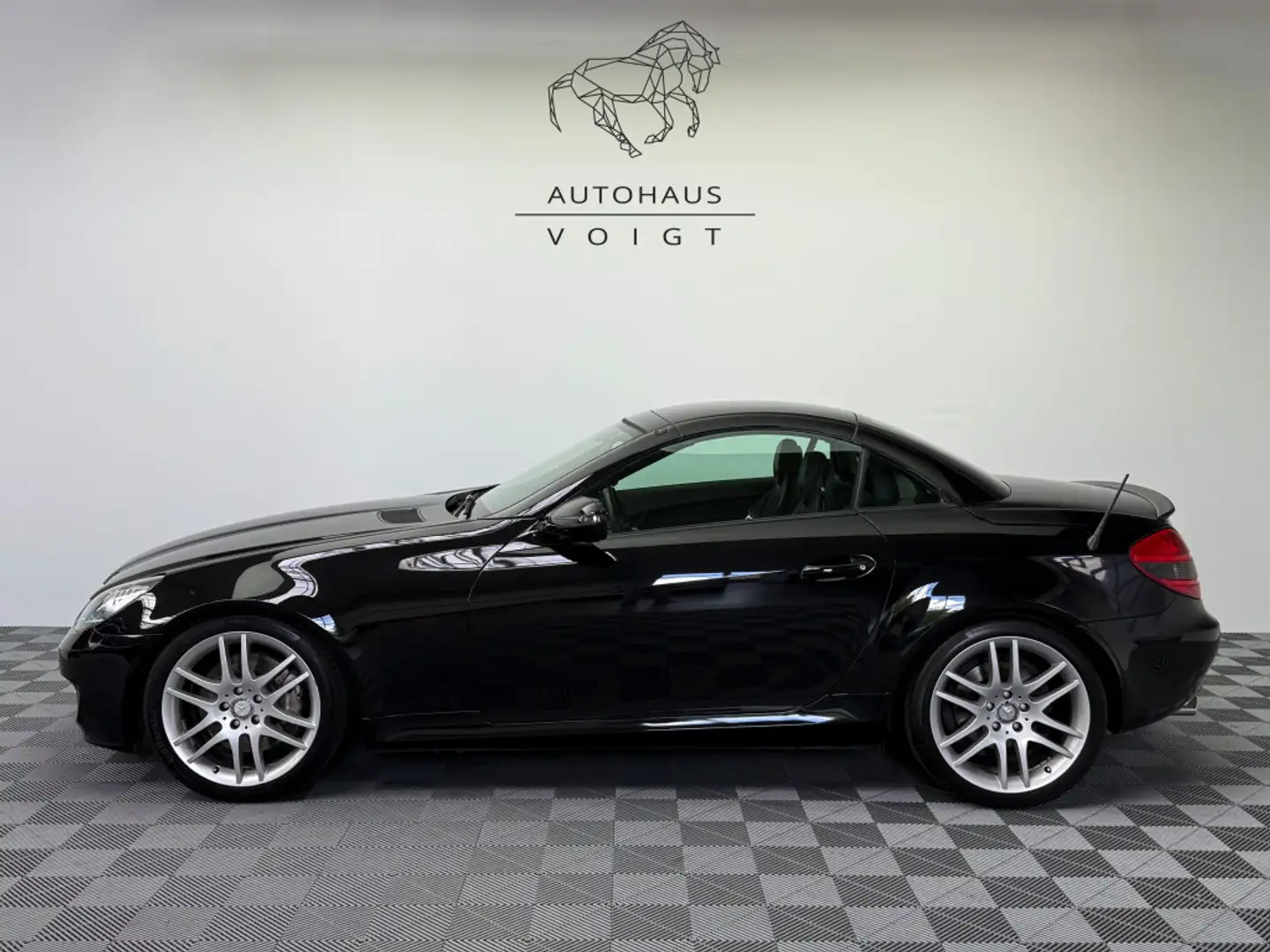 Mercedes-Benz SLK 350 Navi|Bi-Xenon|Harman-Kardon|Leder|Airsc. Чорний - 2