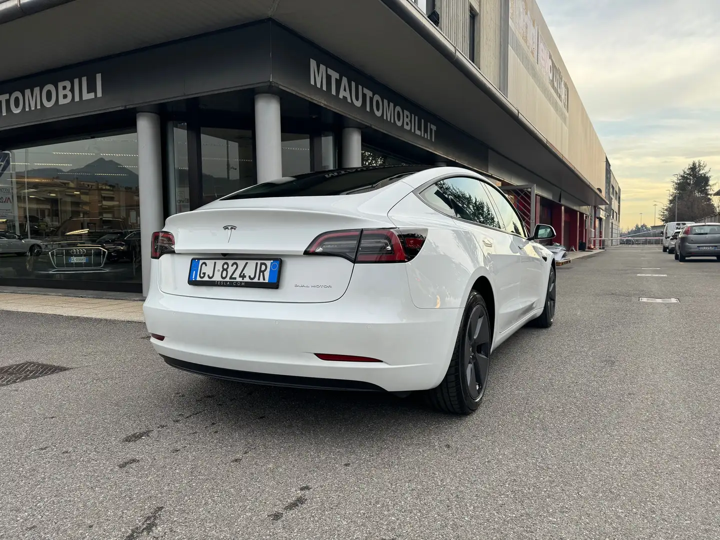 Tesla Model 3 Model 3 Long Range Dual Motor awd Weiß - 2