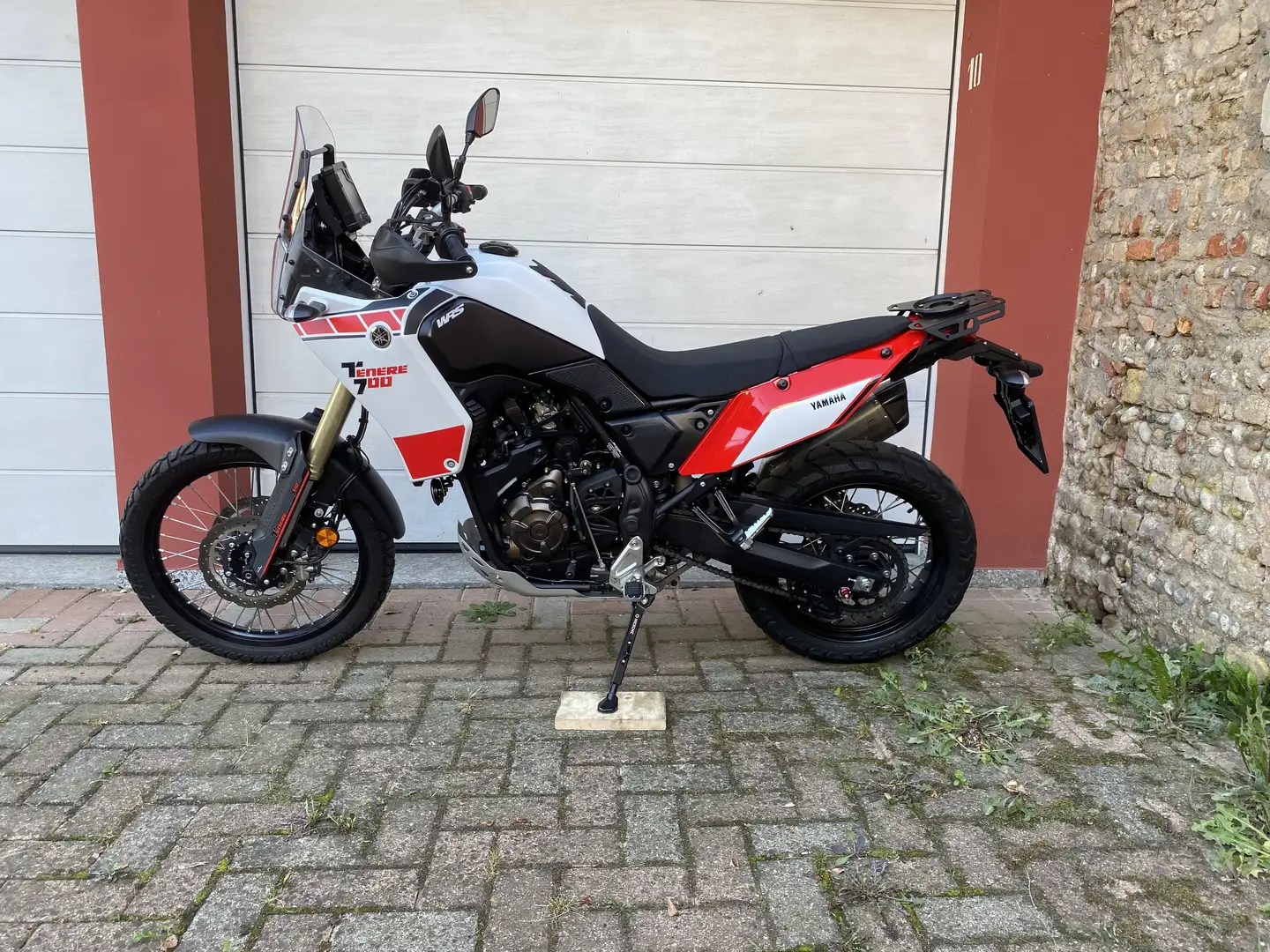 Yamaha XT 700 - 2