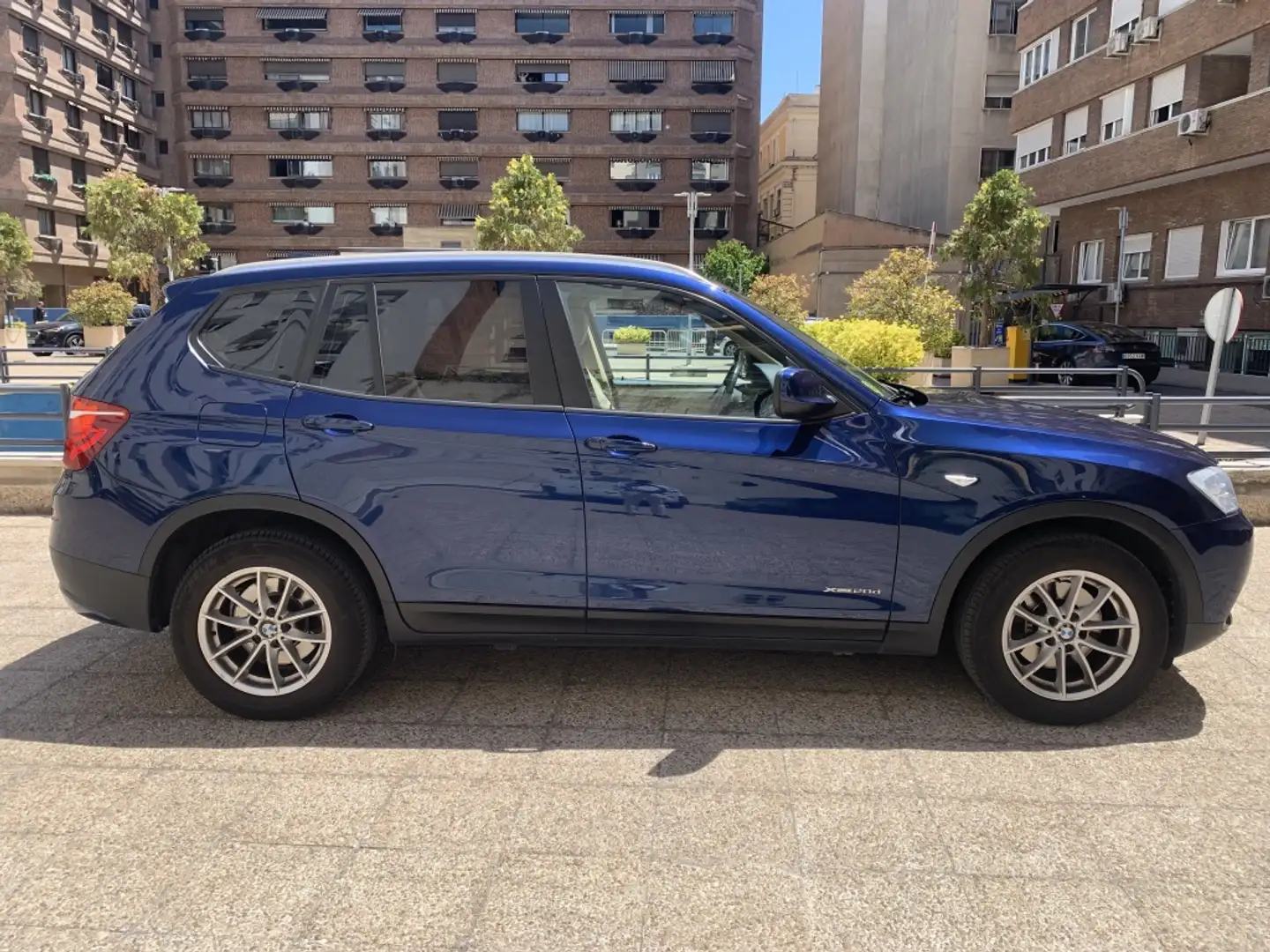 BMW X3 xDrive 20dA Azul - 2