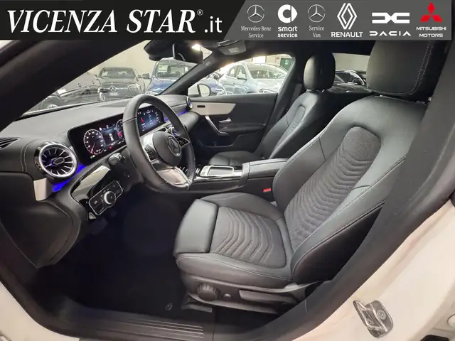 Mercedes-Benz Cla view 4