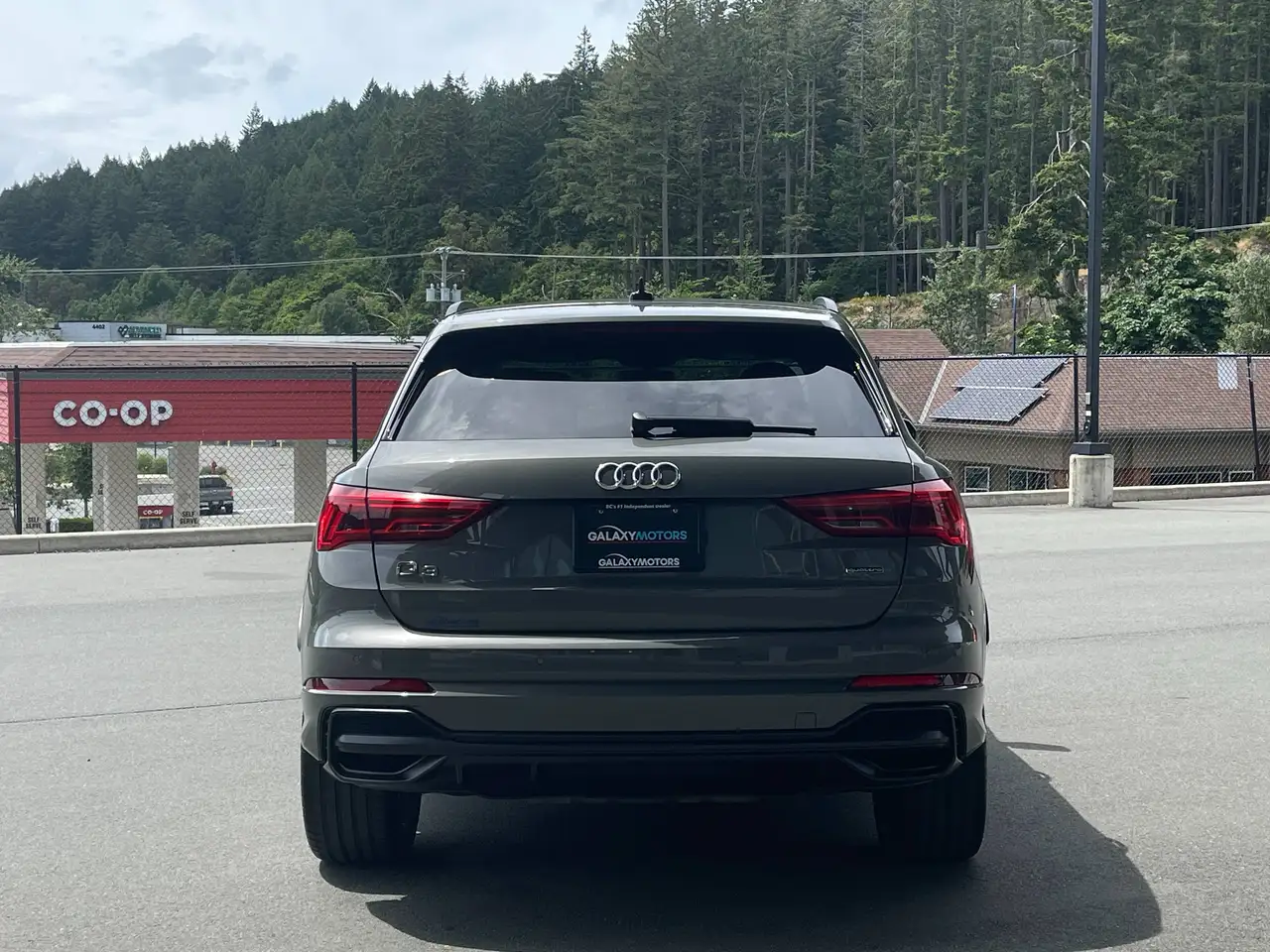 Audi Q3 photo Audi Q3