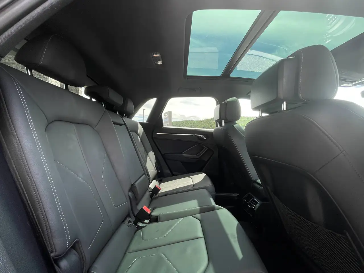 Audi Q3 photo Audi Q3