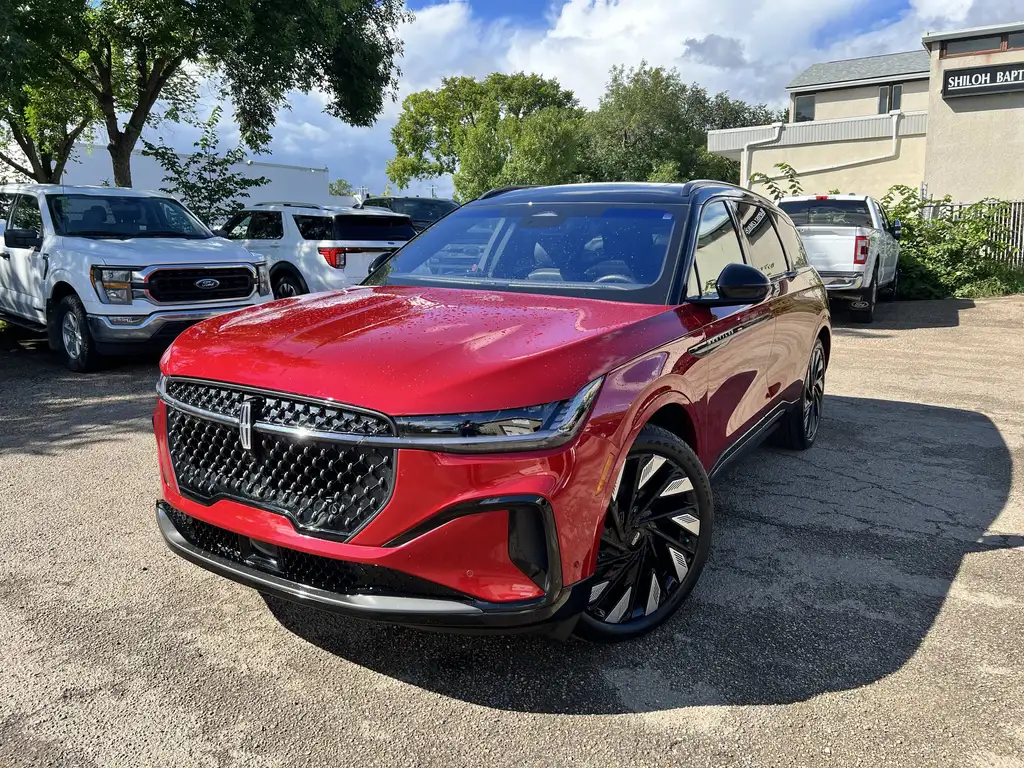 2024 Lincoln Nautilus Reserve | 360 Cam | Heated Steering Wheel | SYNC 3 — photo 2