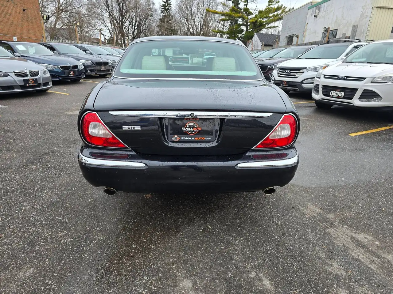 Jaguar XJ снимка Jaguar XJ
