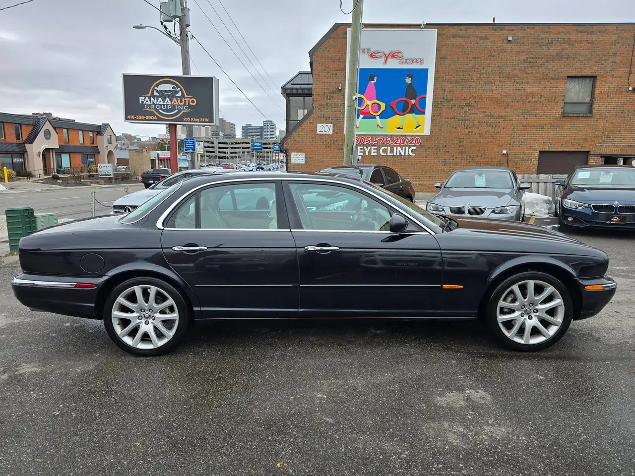 Jaguar XJ снимка Jaguar XJ