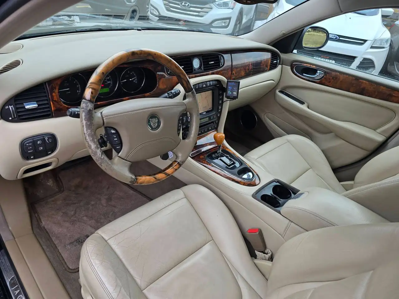 Jaguar XJ снимка Jaguar XJ